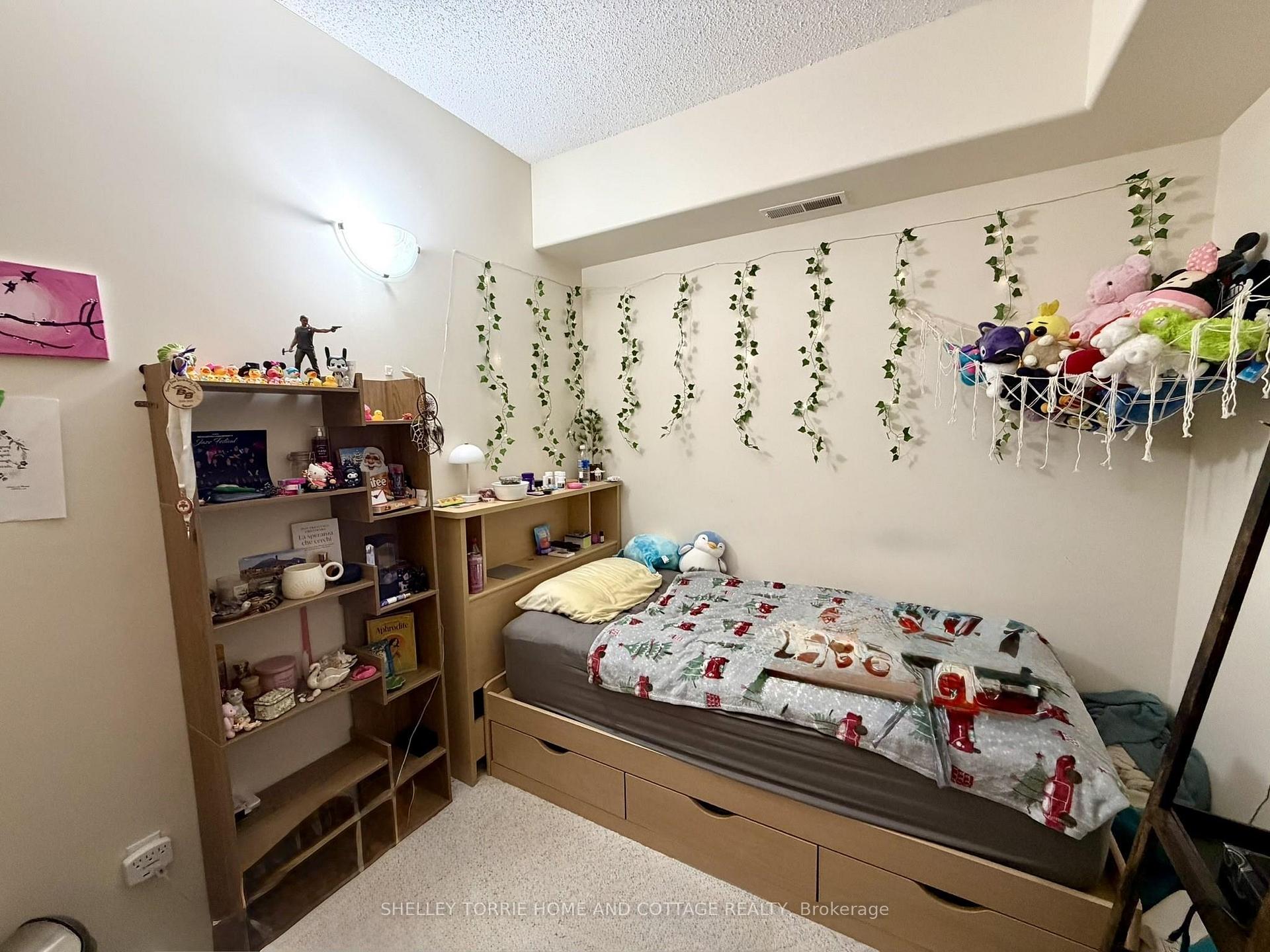 Photo 12 of Unit 401, 5 Bay Road, Kenora, Norman — HOMEH