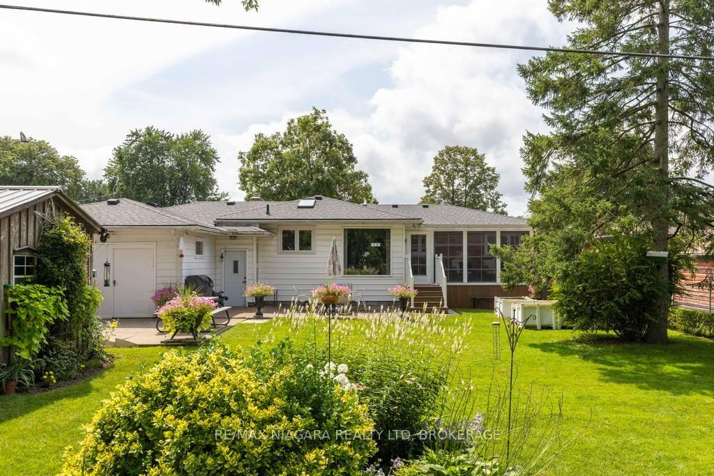 Photo 5 of 8624 Champlain Drive, Niagara Falls, Chippawa — HOMEH