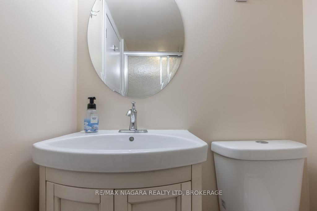 Photo 36 of 8624 Champlain Drive, Niagara Falls, Chippawa — HOMEH