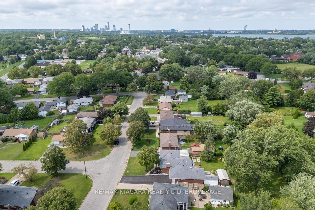 Photo 40 of 8624 Champlain Drive, Niagara Falls, Chippawa — HOMEH