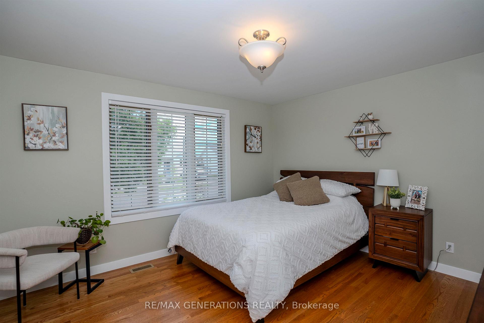 Photo 18 of 239 Caribou Crescent, Thunder Bay, Parkdale — HOMEH