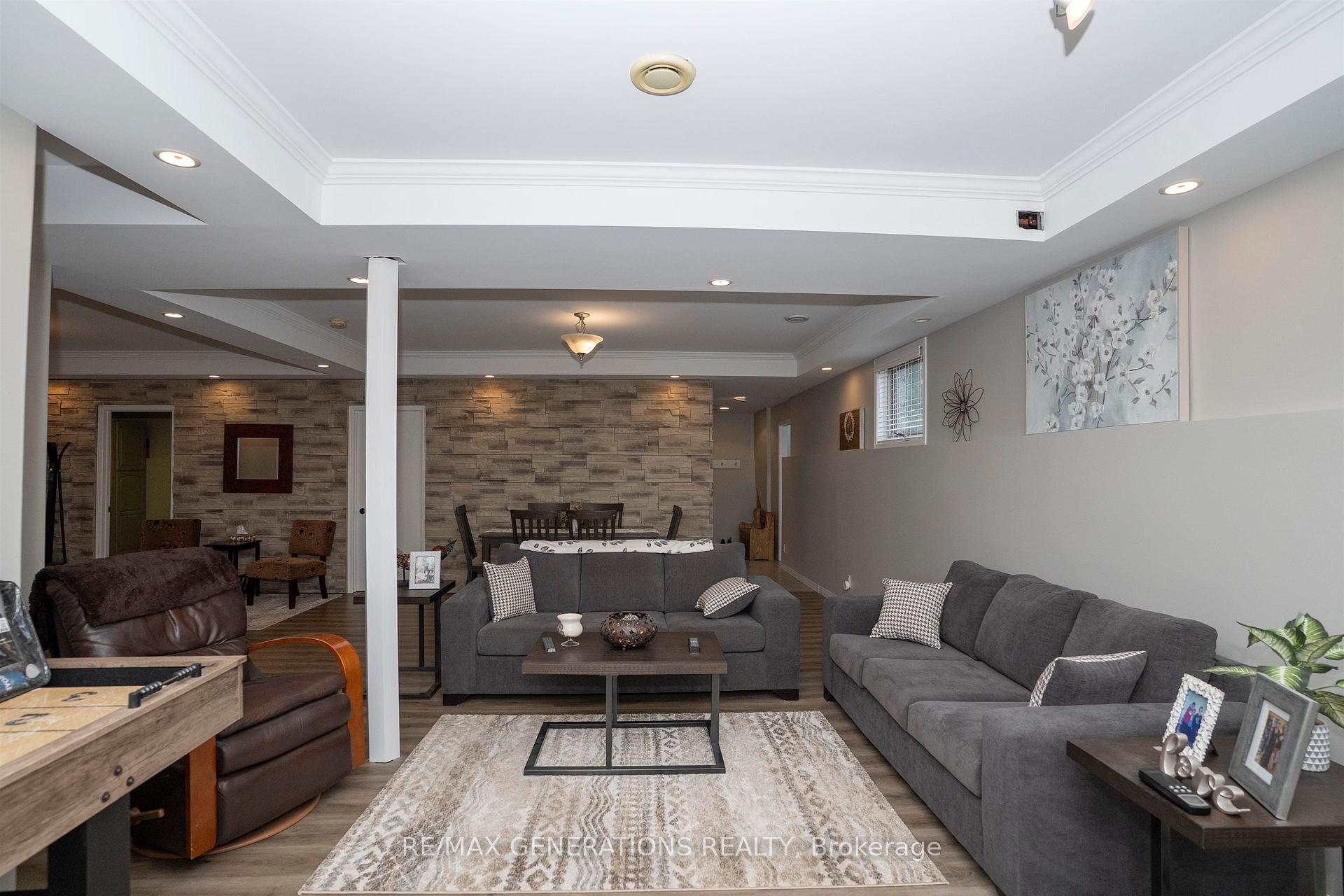 Photo 33 of 239 Caribou Crescent, Thunder Bay, Parkdale — HOMEH