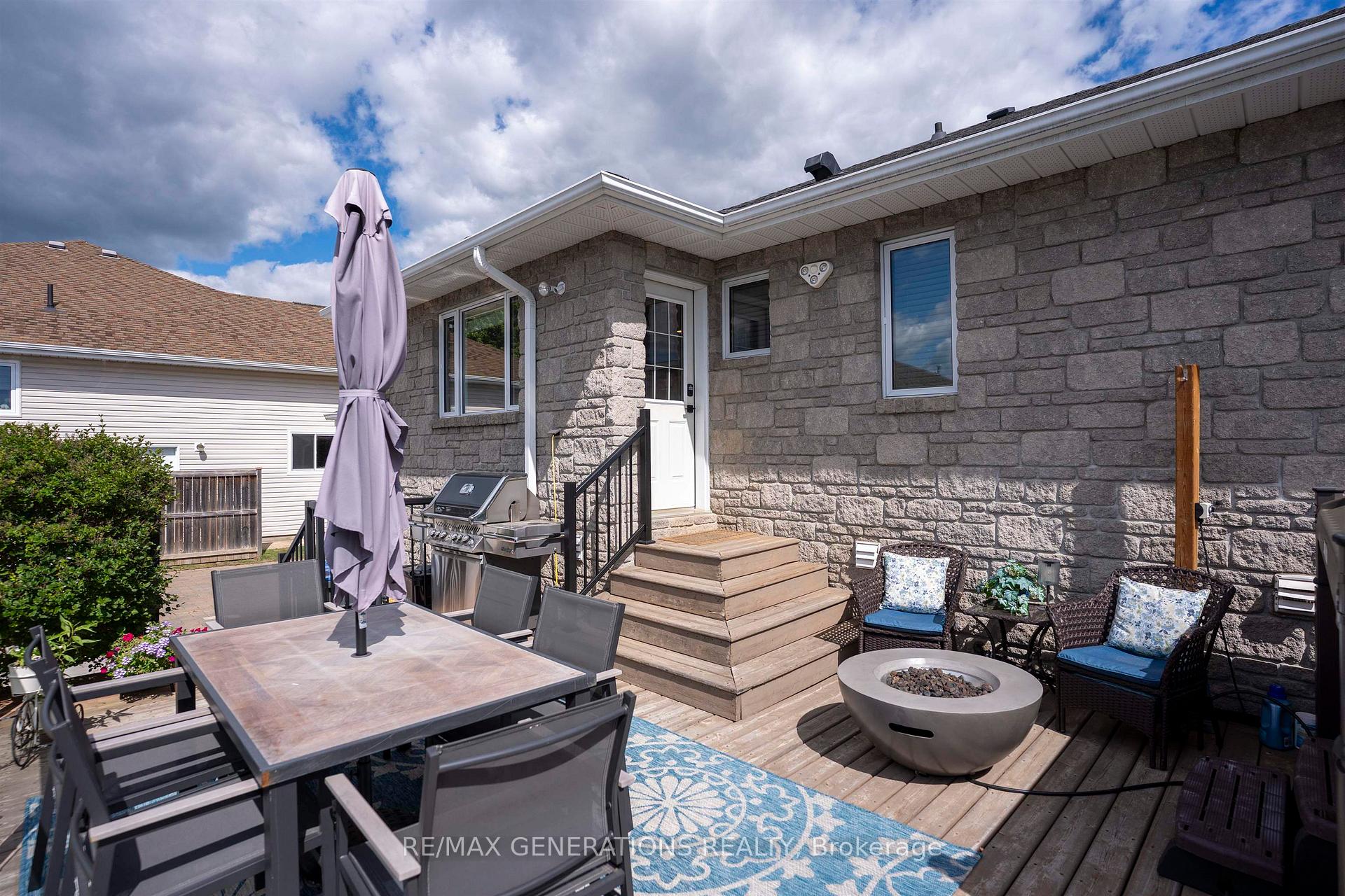Photo 39 of 239 Caribou Crescent, Thunder Bay, Parkdale — HOMEH