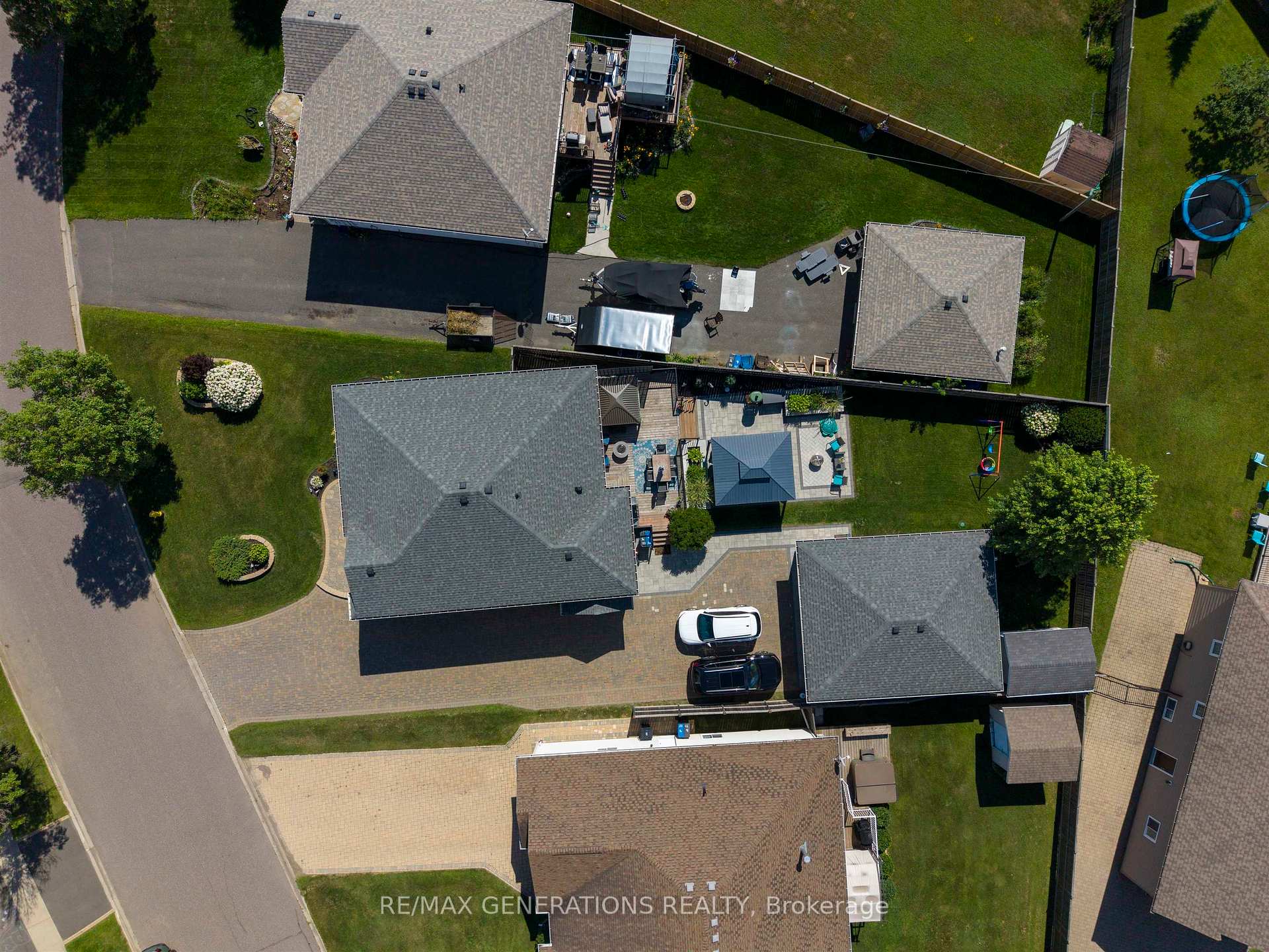 Photo 41 of 239 Caribou Crescent, Thunder Bay, Parkdale — HOMEH