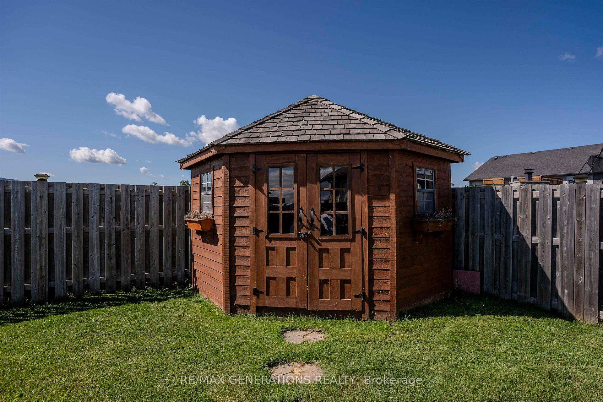 Photo 34 of 706 Weiler Boulevard, Thunder Bay, Parkdale — HOMEH