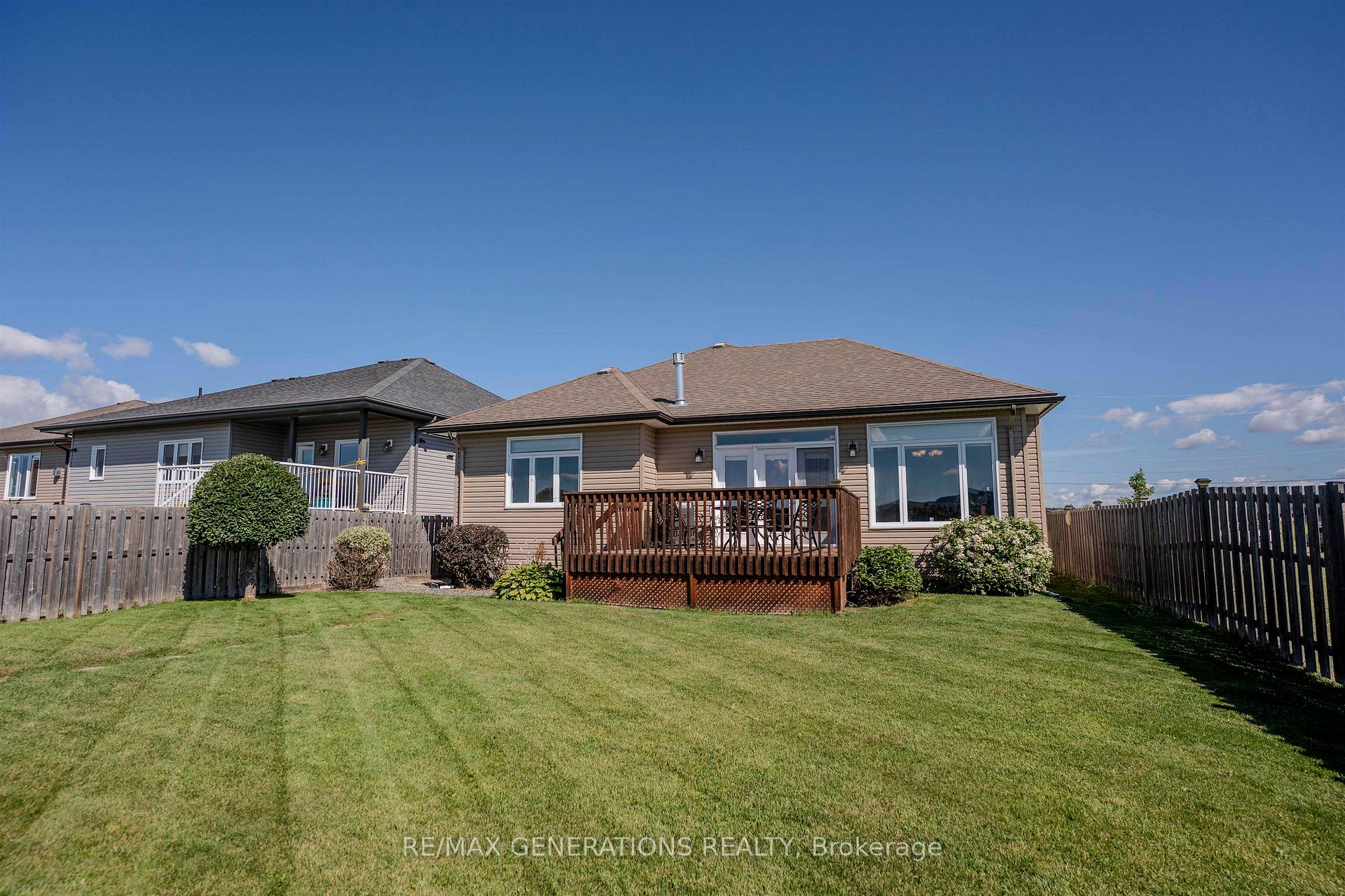 Photo 36 of 706 Weiler Boulevard, Thunder Bay, Parkdale — HOMEH