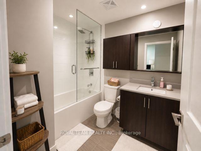 Photo 9 of Unit 1010, 3700 Hwy 7 Road N, Vaughan, East Woodbridge — HOMEH