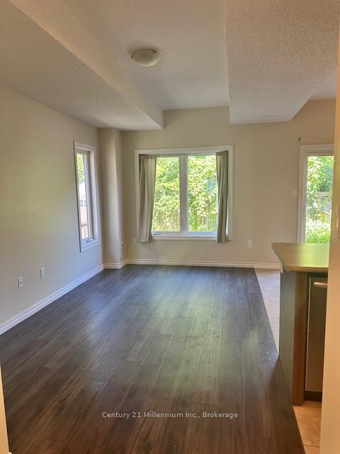 Photo 4 of 32 Arcadia Road, Wasaga Beach — HOMEH