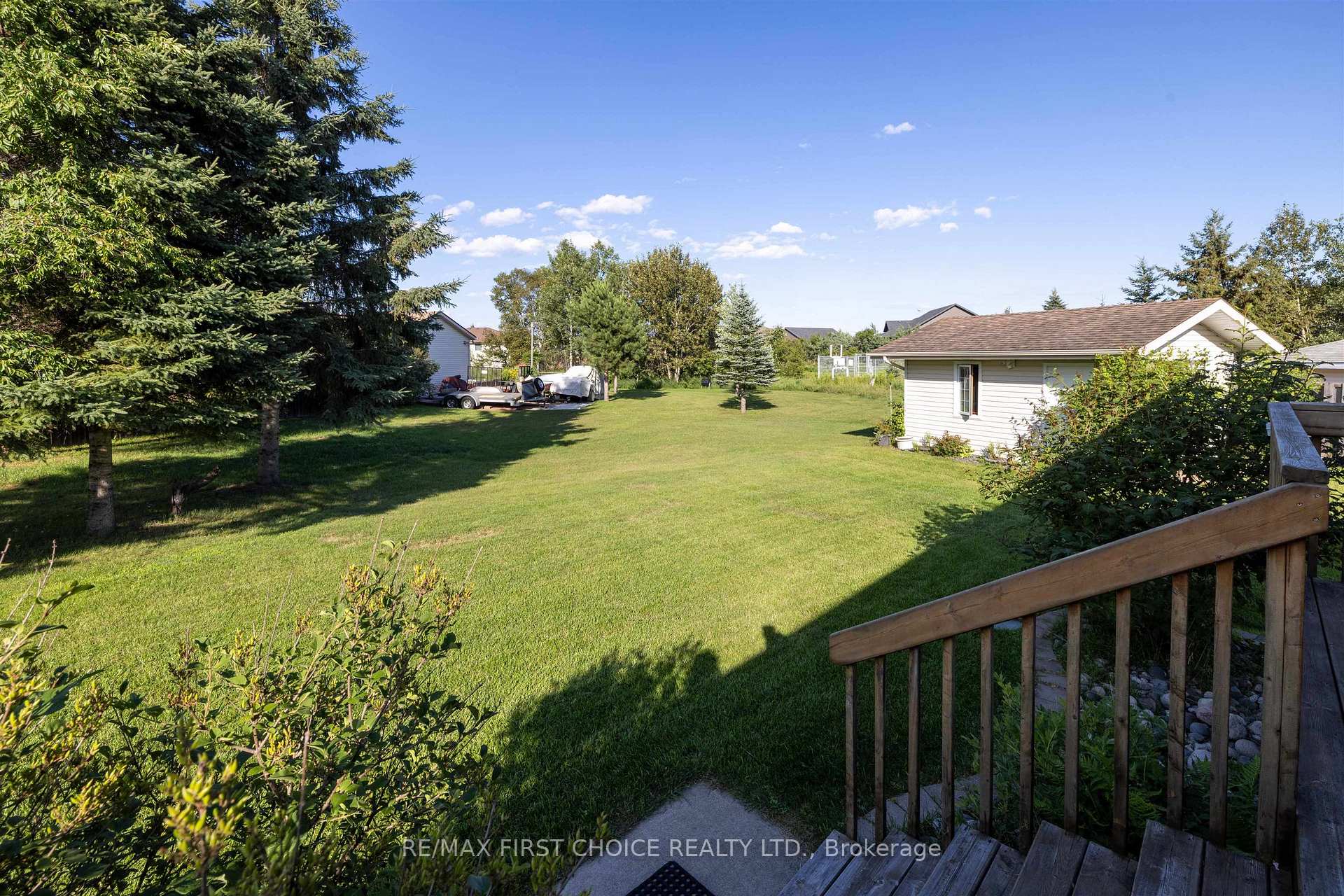 Photo 4 of 132 Wolverine Crescent, Thunder Bay, Parkdale — HOMEH