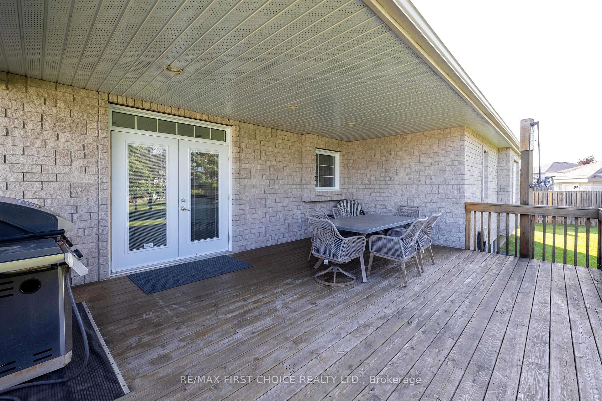 Photo 6 of 132 Wolverine Crescent, Thunder Bay, Parkdale — HOMEH