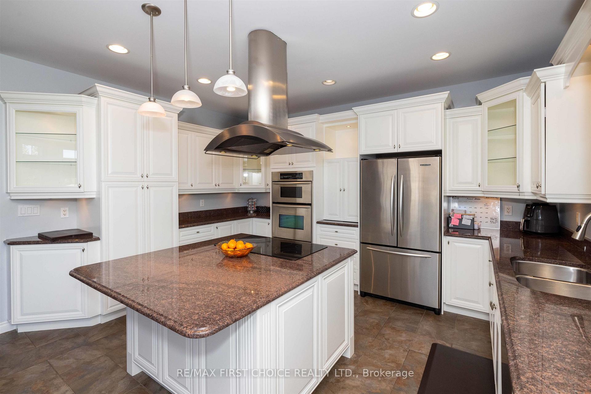 Photo 19 of 132 Wolverine Crescent, Thunder Bay, Parkdale — HOMEH