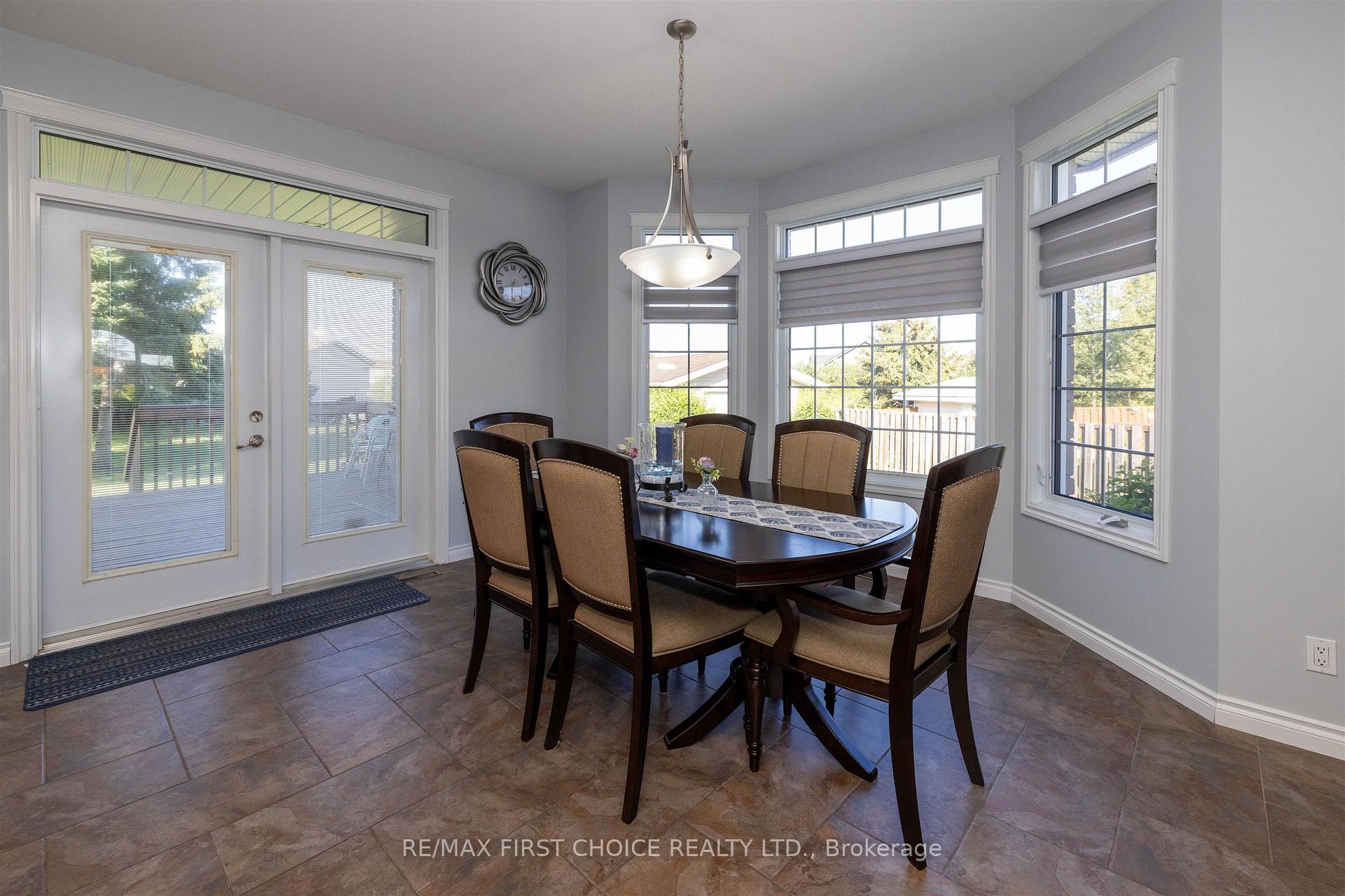 Photo 21 of 132 Wolverine Crescent, Thunder Bay, Parkdale — HOMEH