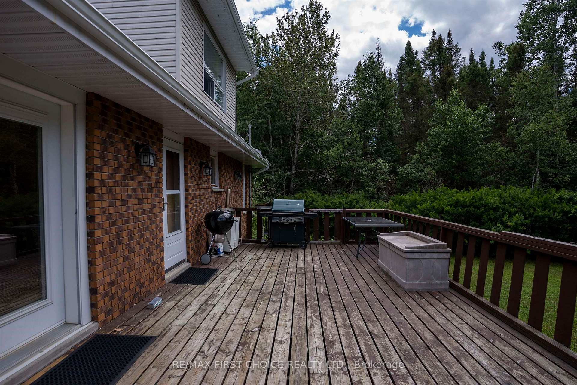 Photo 6 of 521 Onion Lake Road, Thunder Bay, McIntyre North — HOMEH