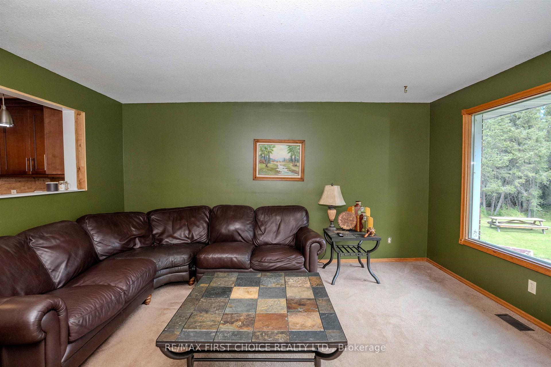 Photo 16 of 521 Onion Lake Road, Thunder Bay, McIntyre North — HOMEH