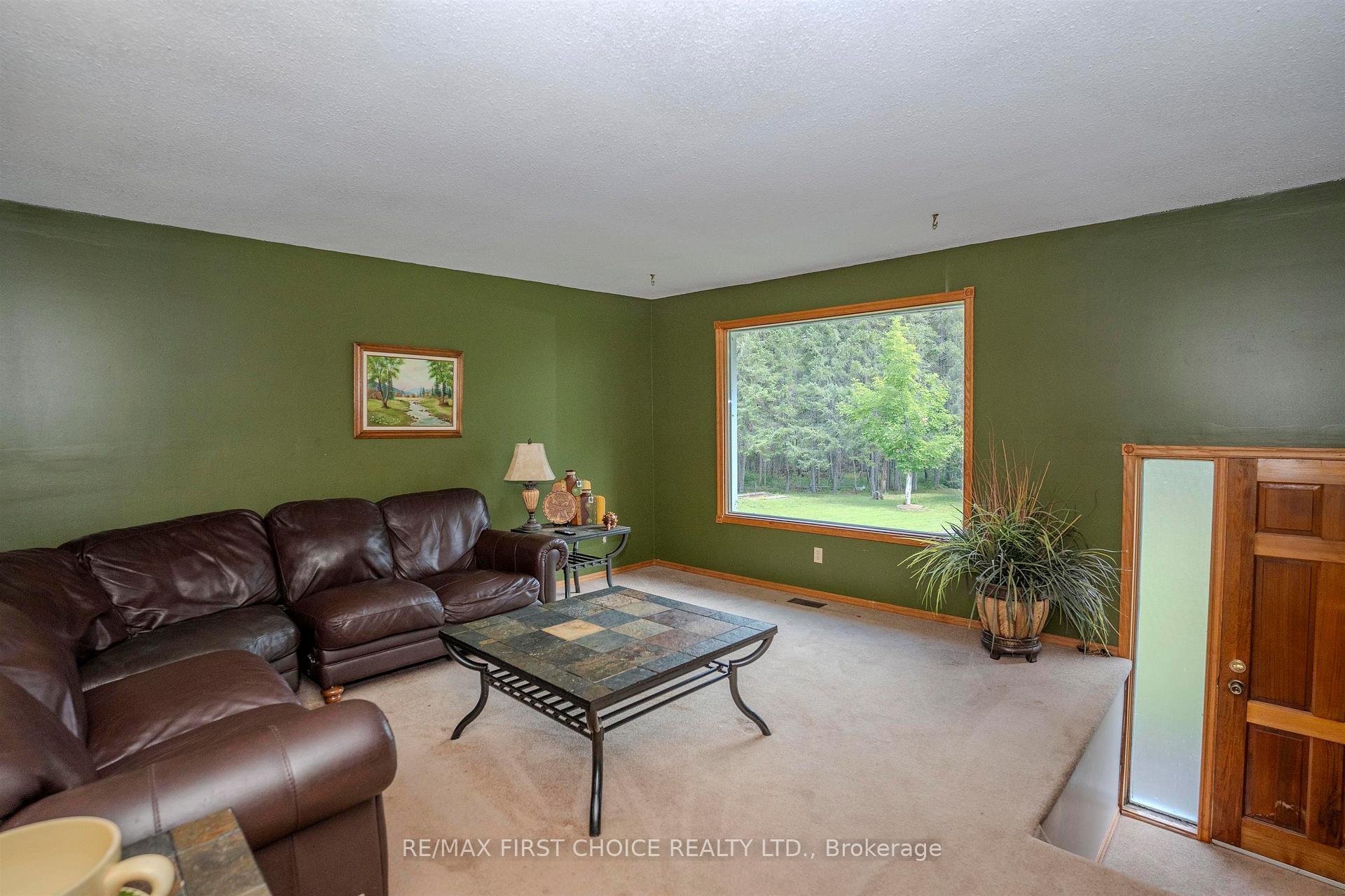 Photo 17 of 521 Onion Lake Road, Thunder Bay, McIntyre North — HOMEH