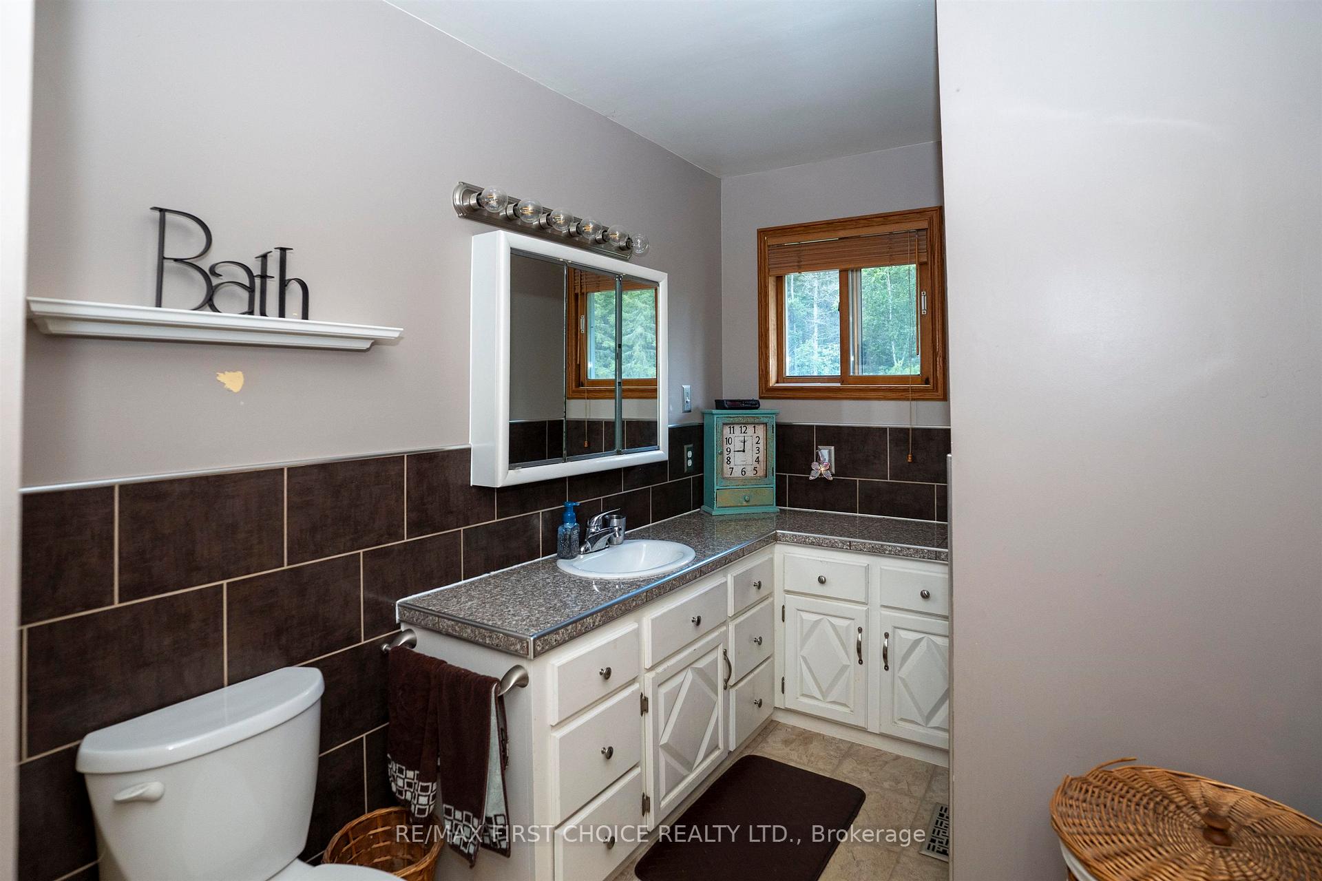 Photo 32 of 521 Onion Lake Road, Thunder Bay, McIntyre North — HOMEH