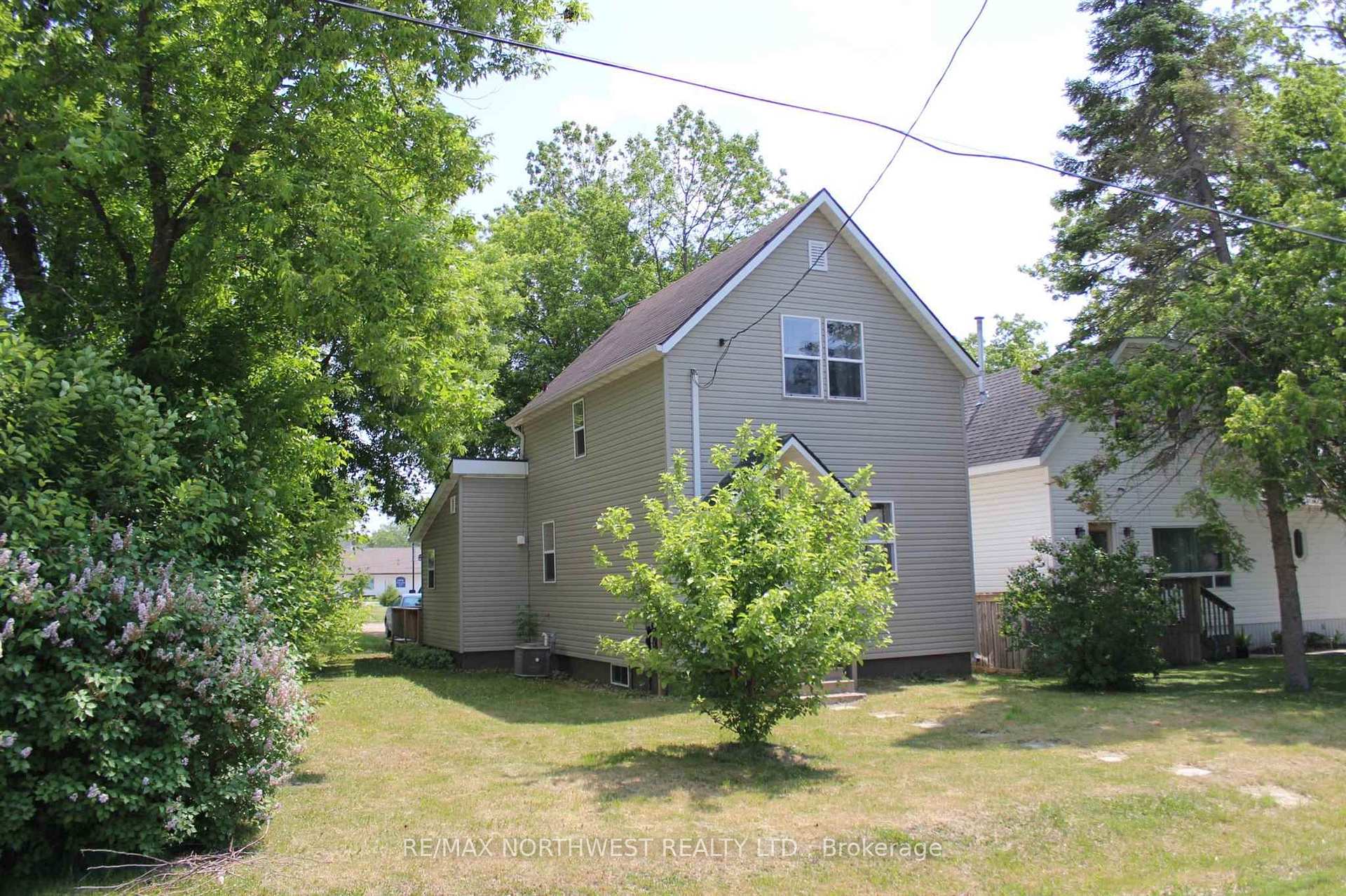 Photo 3 of 212 Fifth St, Rainy River, TB-403 — HOMEH