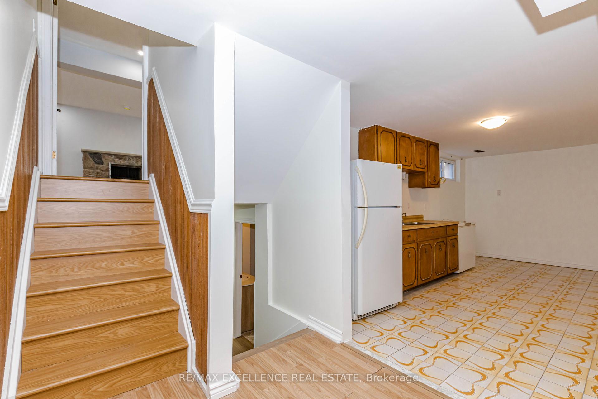 Photo 28 of 15 Maidstone Crescent, Brampton, Central Park — HOMEH