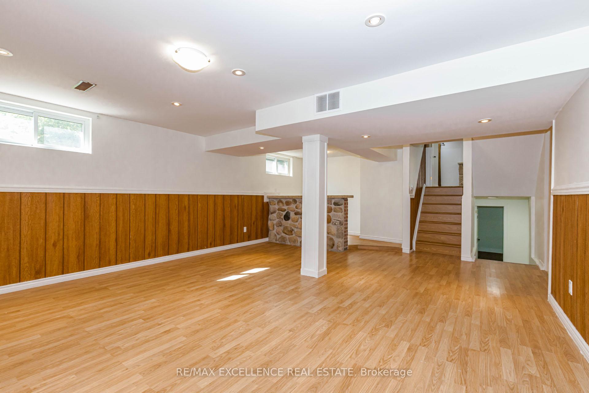 Photo 31 of 15 Maidstone Crescent, Brampton, Central Park — HOMEH