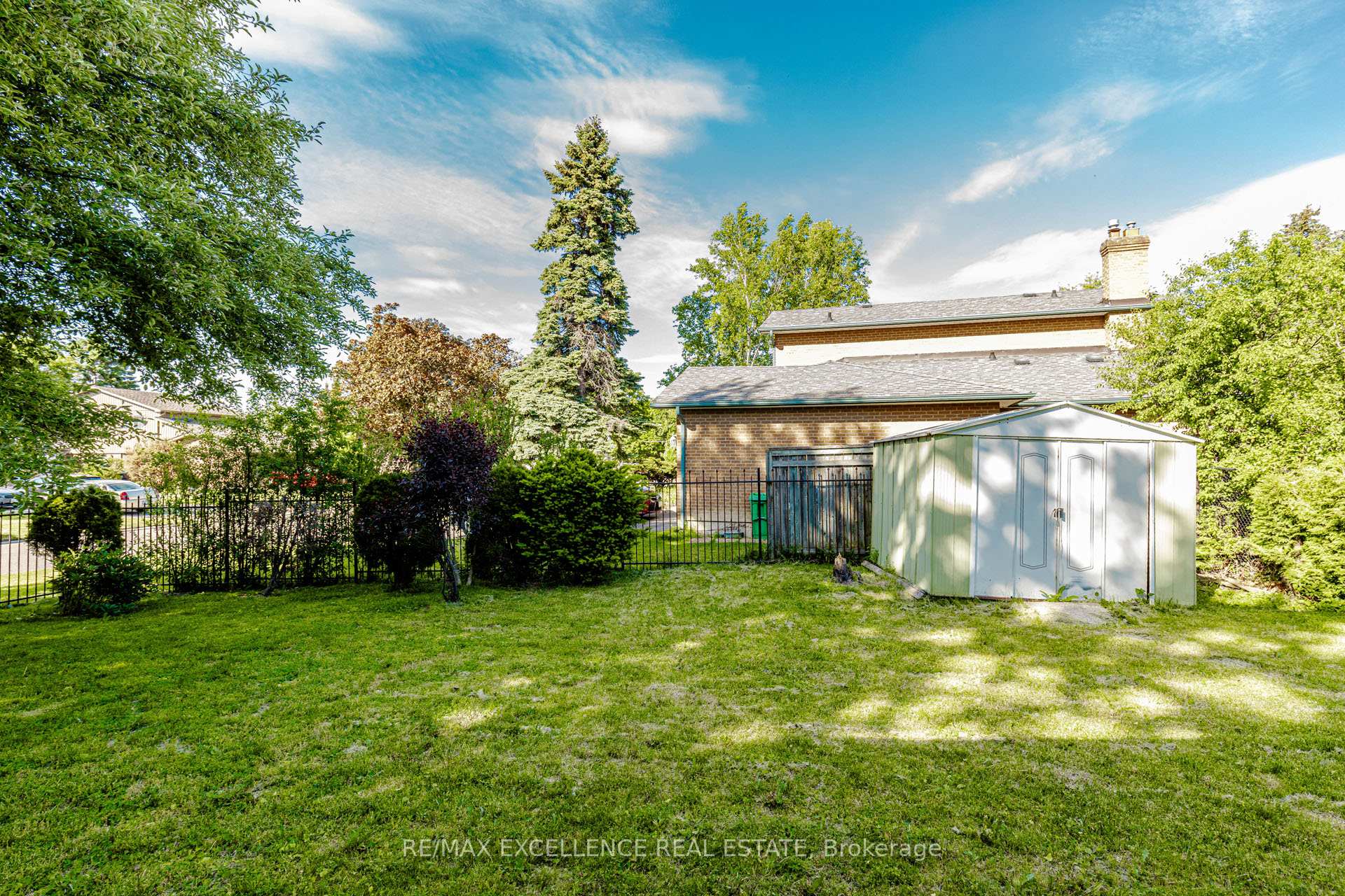 Photo 49 of 15 Maidstone Crescent, Brampton, Central Park — HOMEH