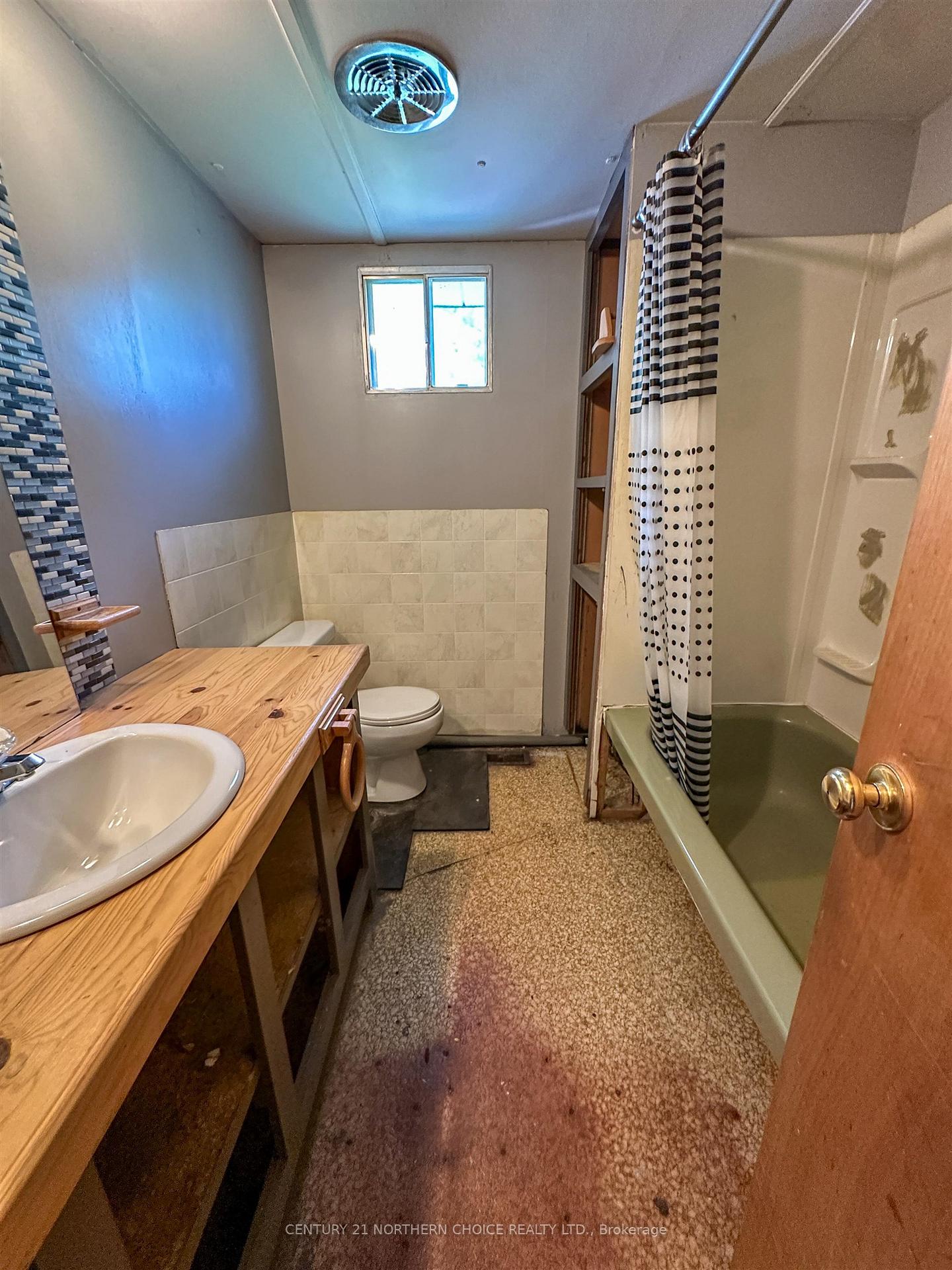 Photo 10 of 27 Aspen Street, Ear Falls, TB-701 — HOMEH