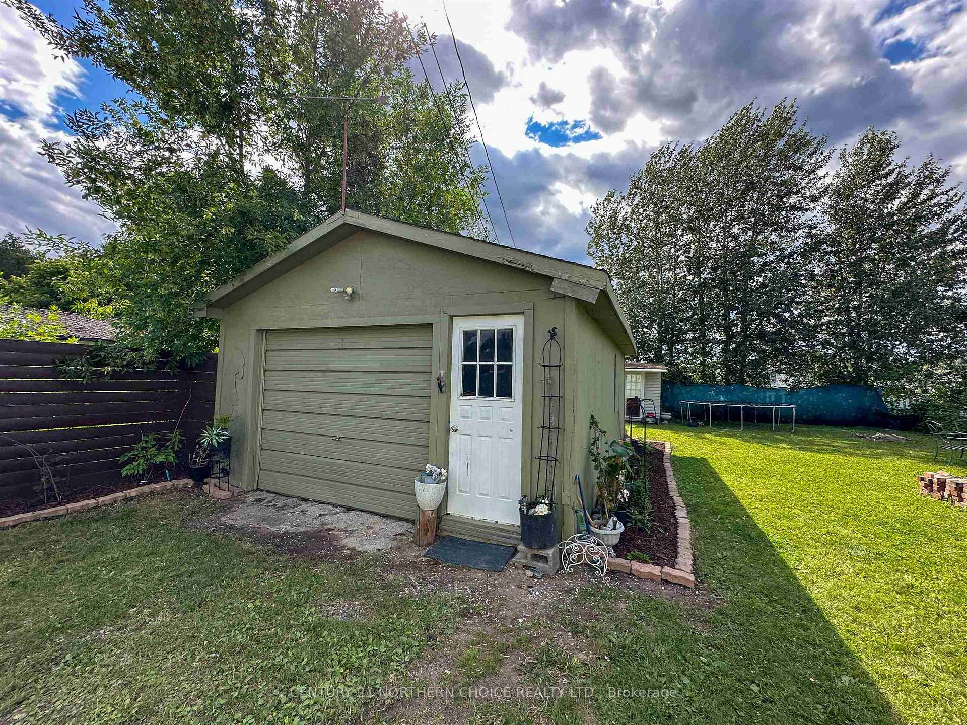 Photo 16 of 25 Sixth Street, Red Lake, TB-701 — HOMEH