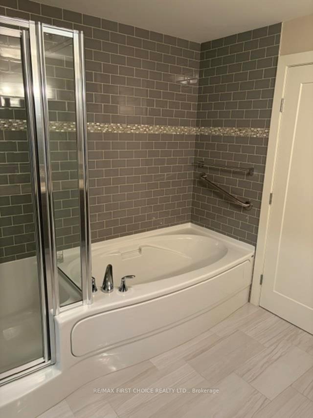 Photo 18 of Unit 2103, 2260 Sleeping Giant Parkway, Thunder Bay, Lakefront — HOMEH