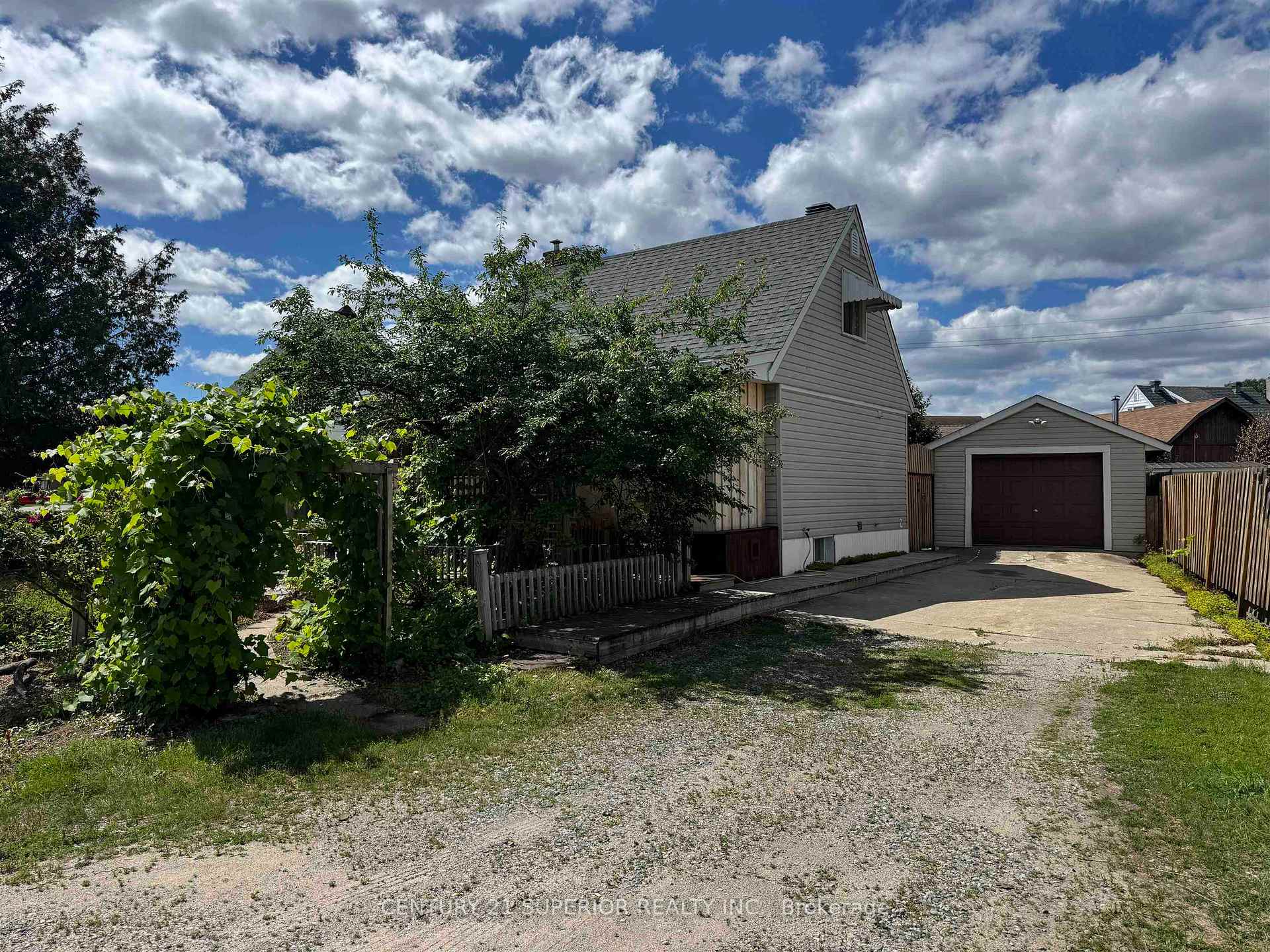 Photo 3 of 20 Heron Drive, Manitouwadge, TB-73 — HOMEH