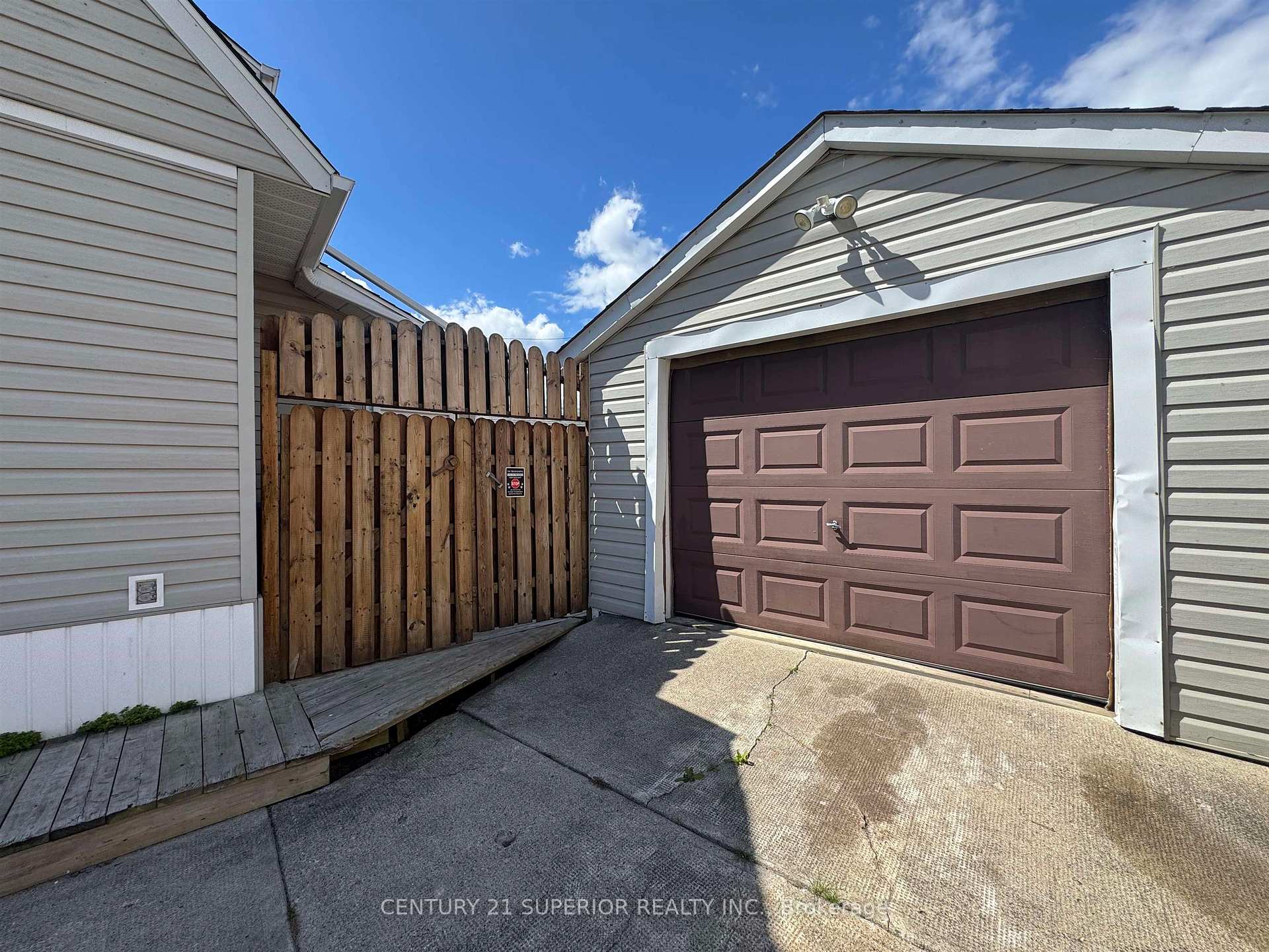 Photo 38 of 20 Heron Drive, Manitouwadge, TB-73 — HOMEH