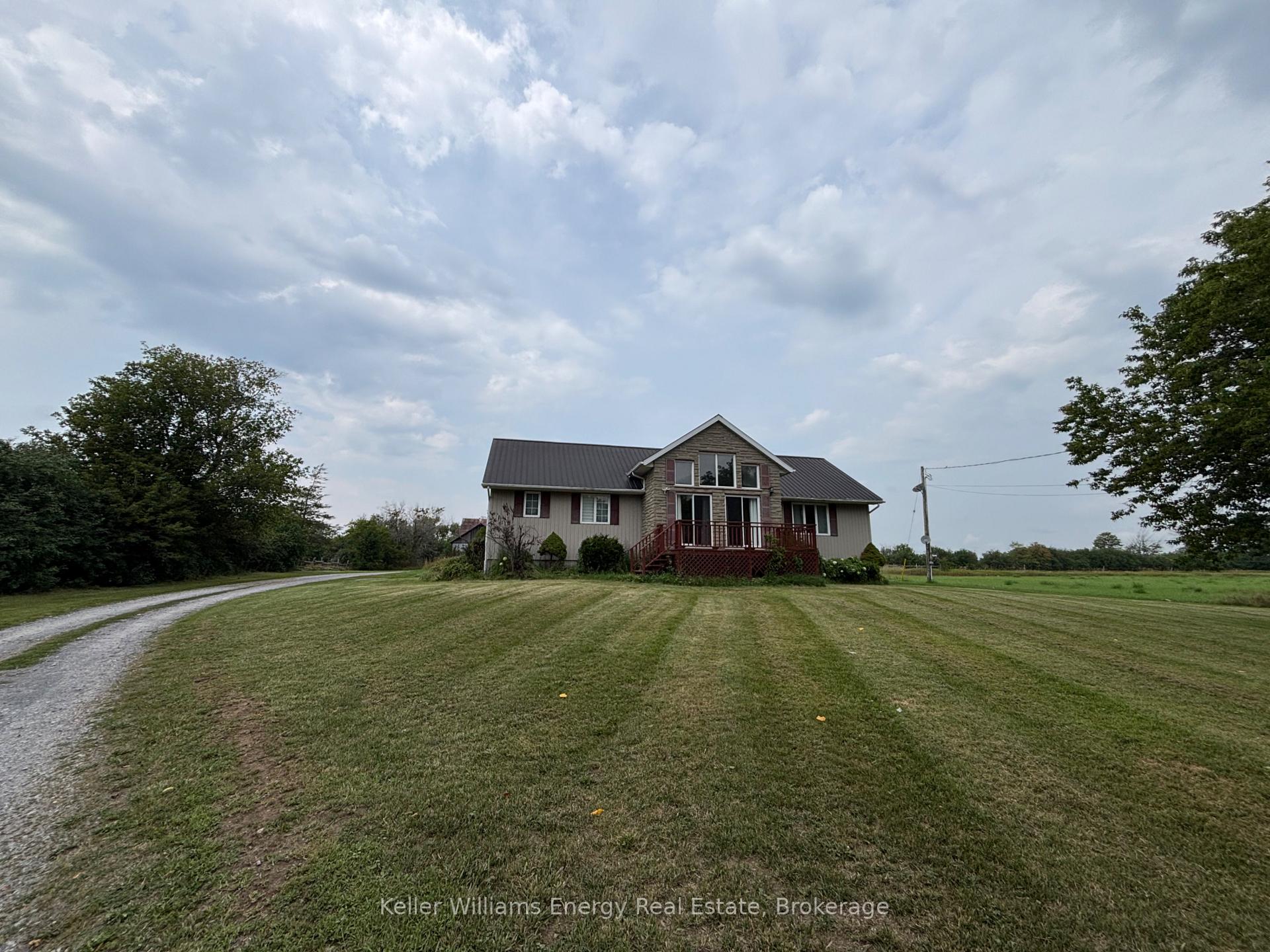 Photo 1 of 1450 County Road 19, Prince Edward County, Ameliasburg Ward — HOMEH