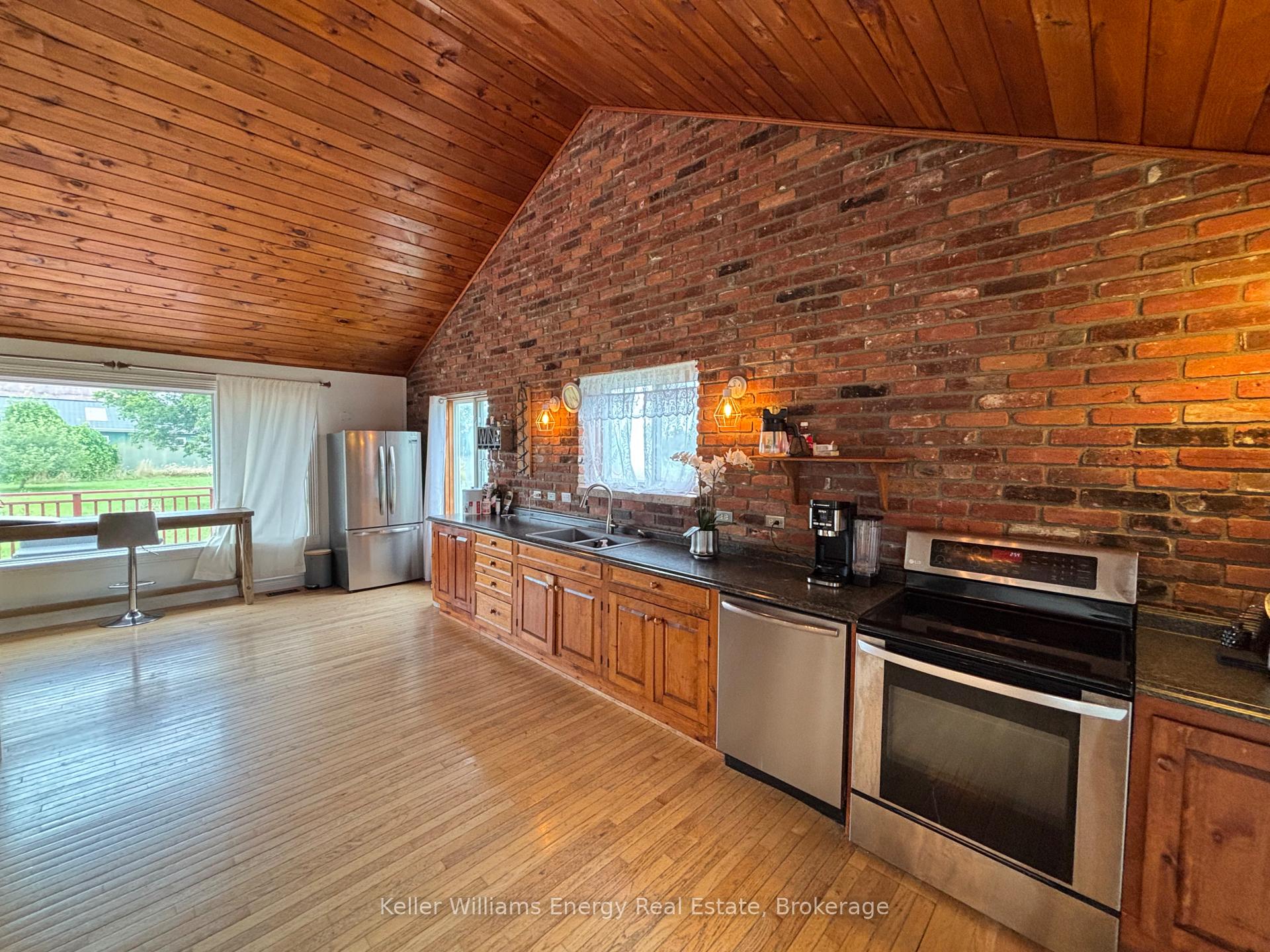 Photo 11 of 1450 County Road 19, Prince Edward County, Ameliasburg Ward — HOMEH
