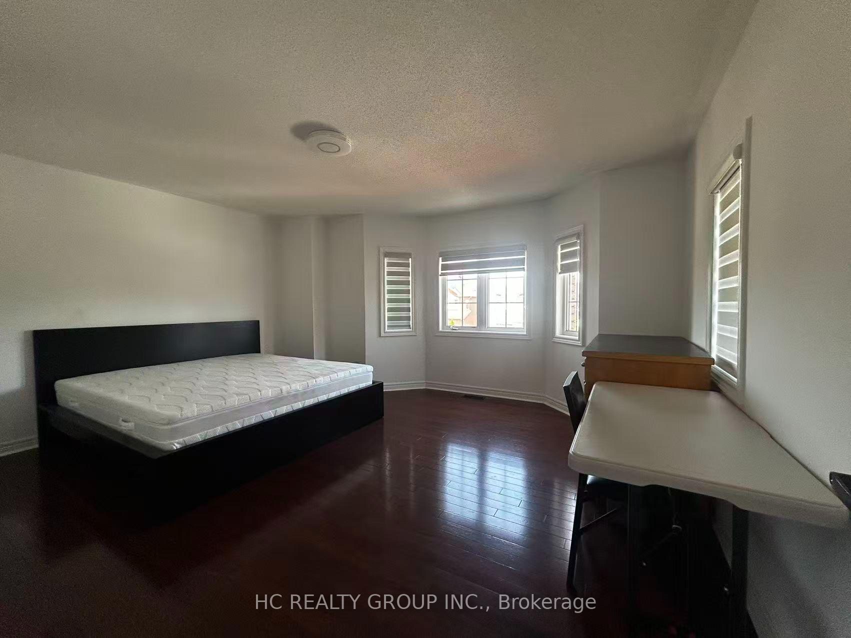 Photo 3 of Unit Room1, 563 Highglen Avenue, Markham, Middlefield — HOMEH
