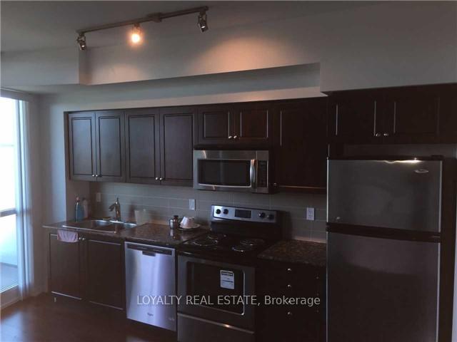 Photo 6 of Unit 768, 209 Fort York Boulevard, Toronto, Niagara — HOMEH