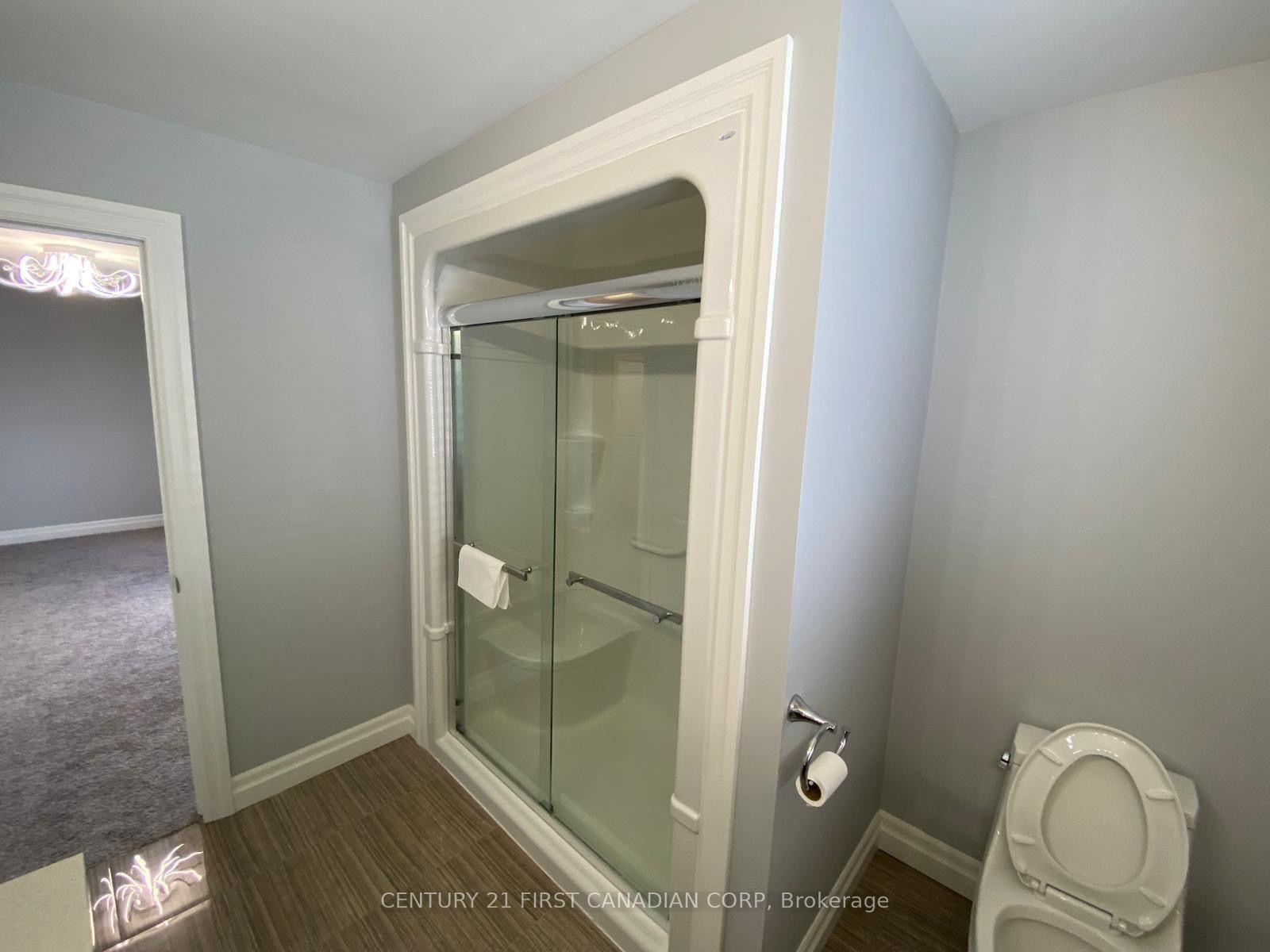 Photo 8 of Unit 17, 2619 Sheffield Boulevard, London, South U — HOMEH