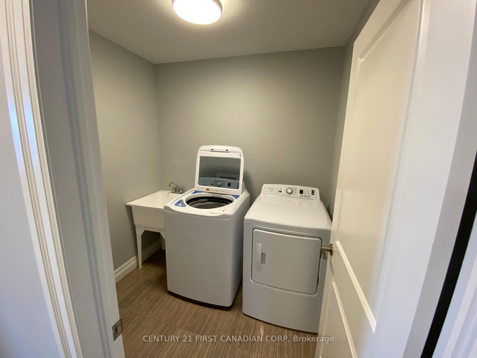 Photo 14 of Unit 17, 2619 Sheffield Boulevard, London, South U — HOMEH