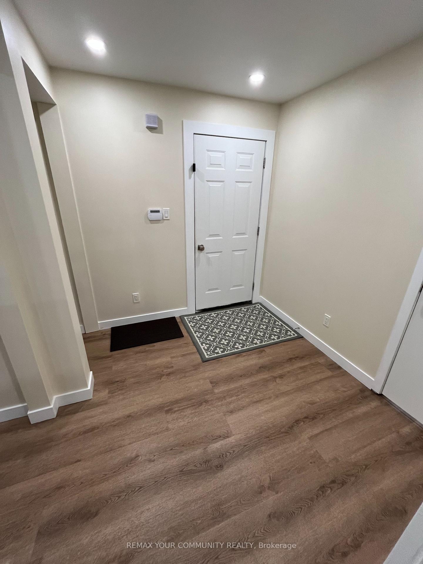 Photo 3 of Unit MAIN, 2 Harold Street, Etobicoke, Mimico — HOMEH