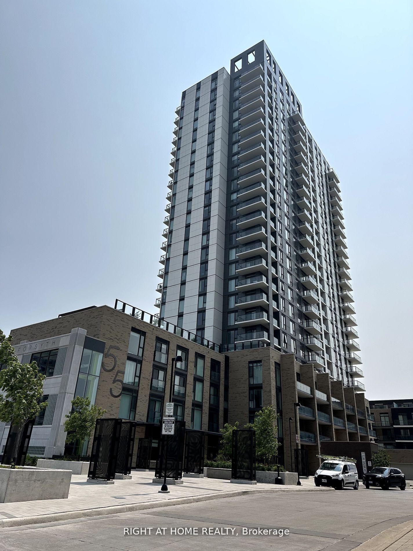 Front of Unit 1809, 55 55 Duke Street W