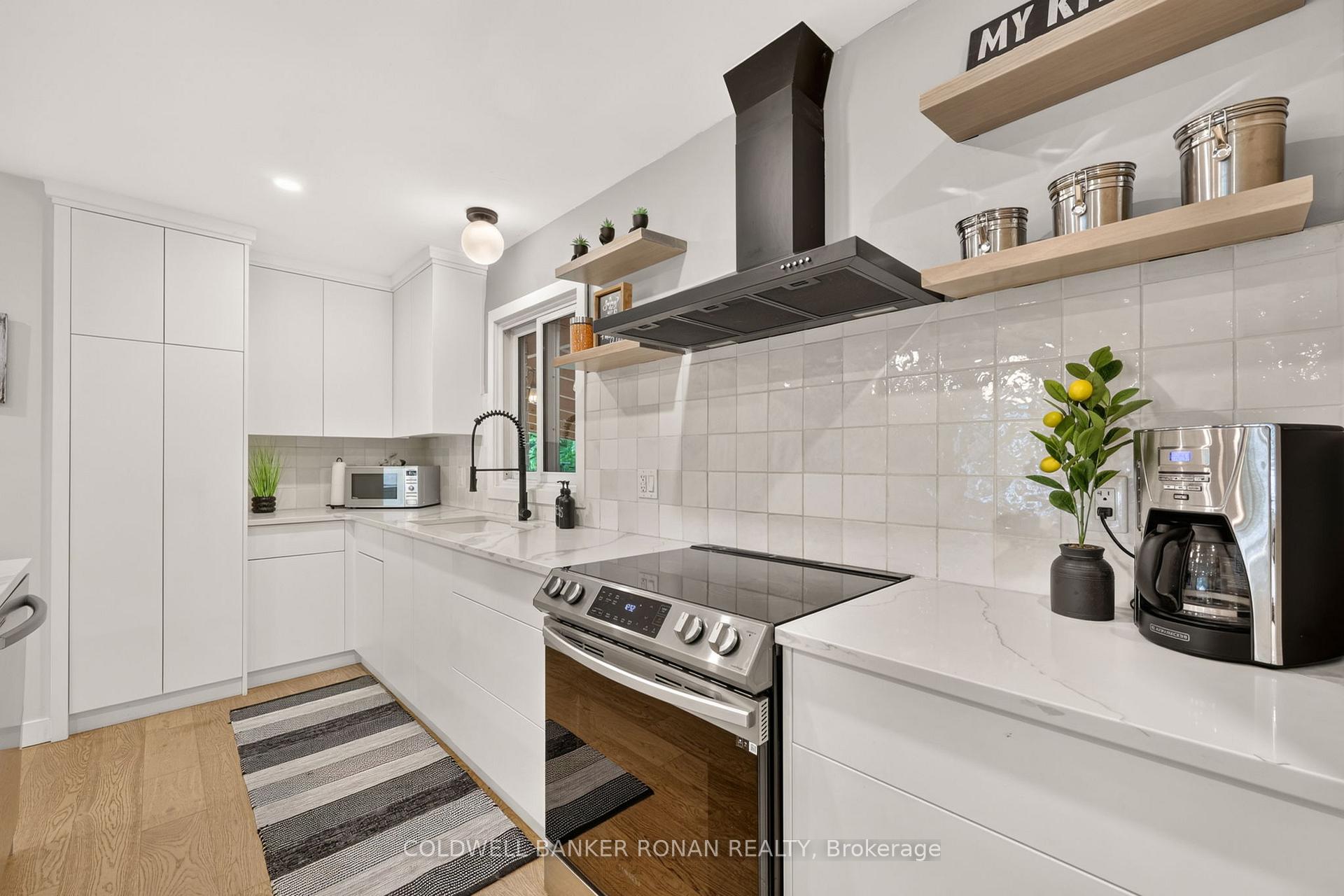 Photo 14 of 30 King Street N, Minto — HOMEH
