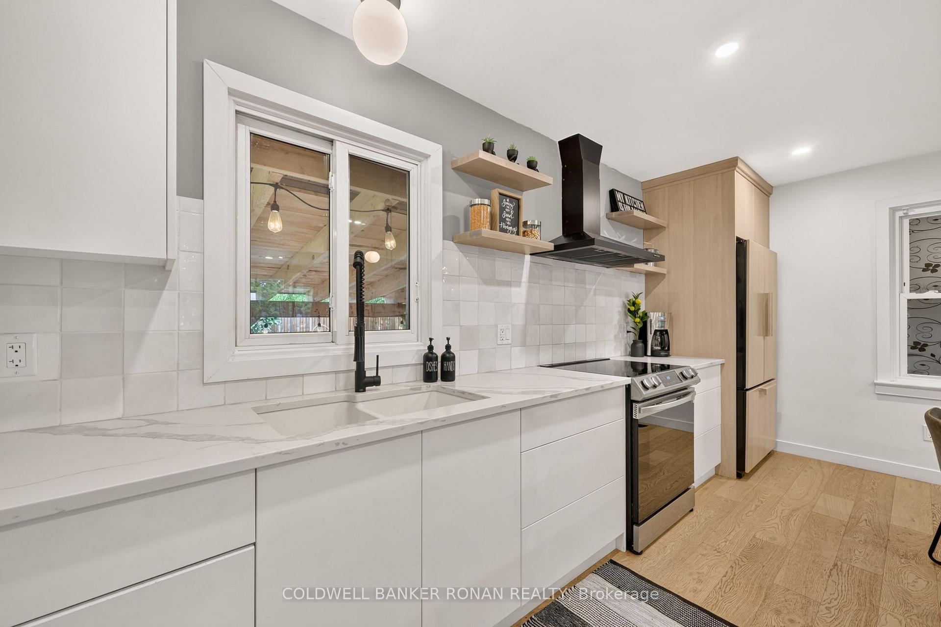 Photo 15 of 30 King Street N, Minto — HOMEH