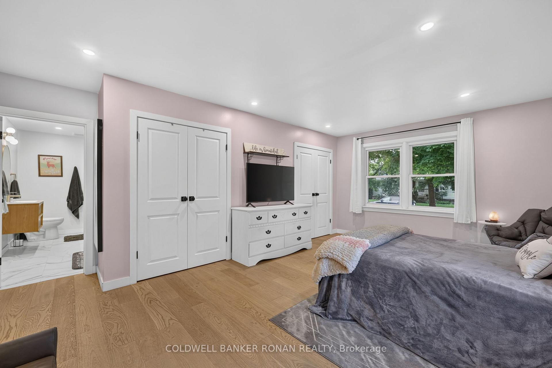 Photo 20 of 30 King Street N, Minto — HOMEH