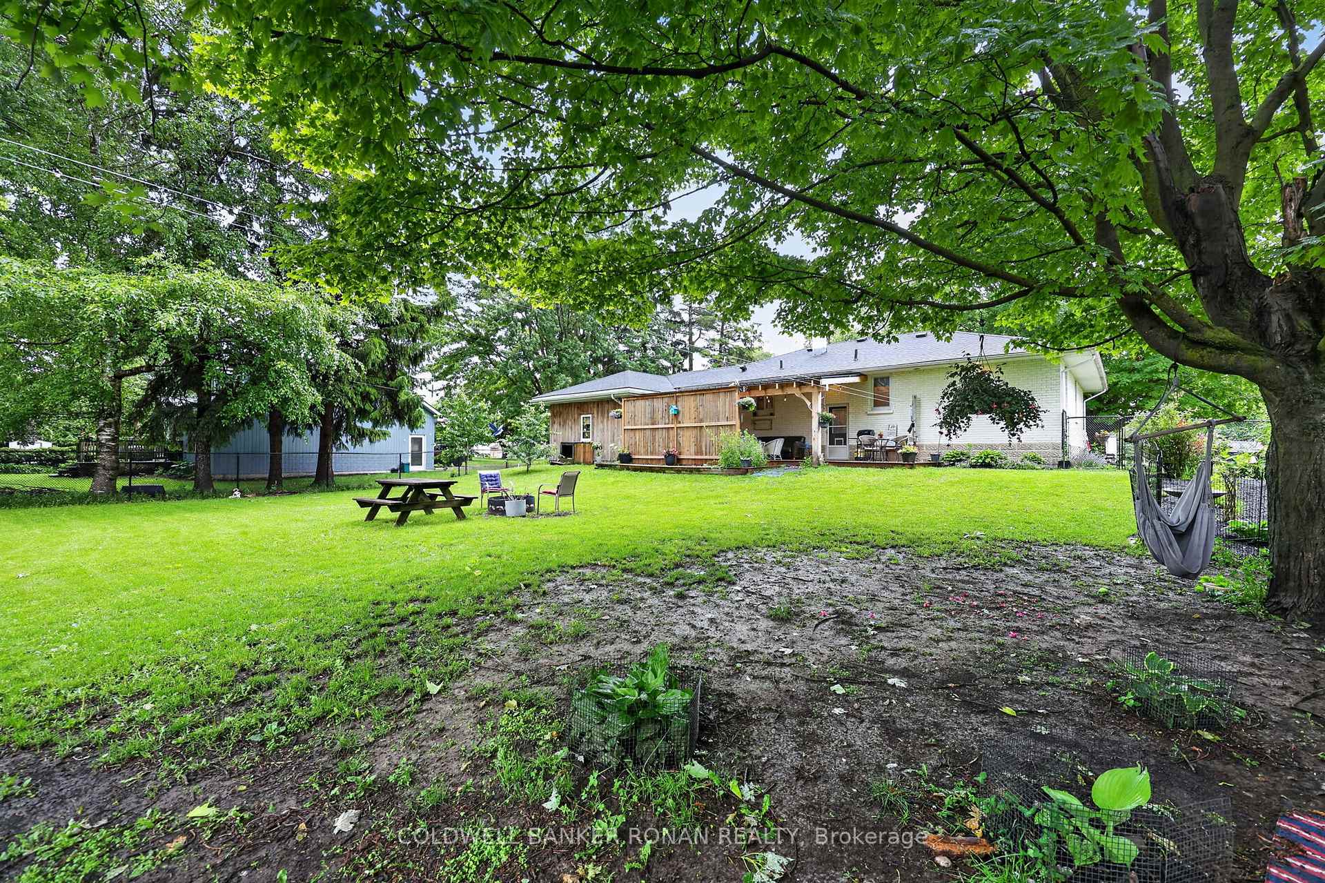 Photo 44 of 30 King Street N, Minto — HOMEH