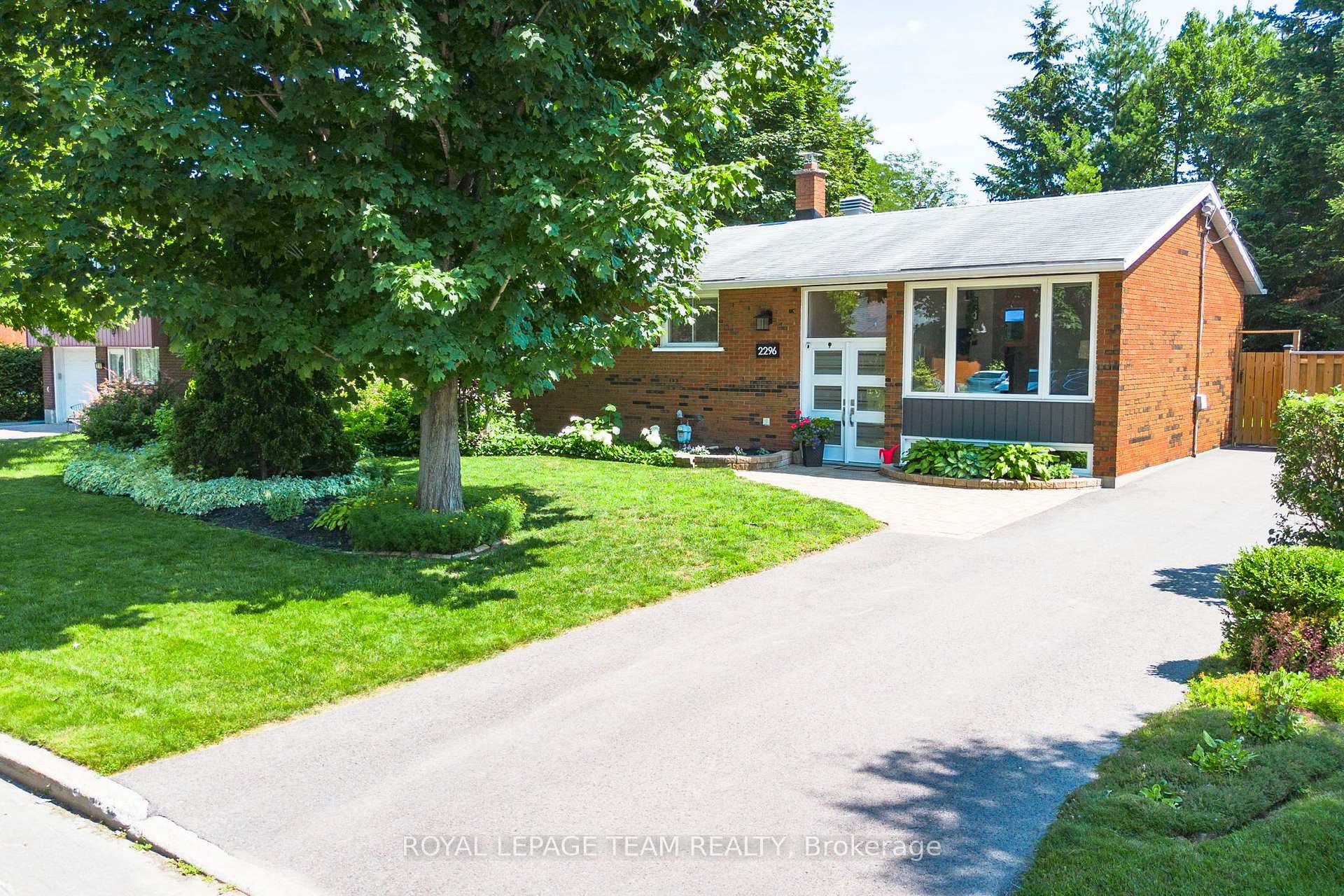 Photo 2 of 2296 Kay Street, Ottawa, Queensway Terrace South/Ridgeview — HOMEH