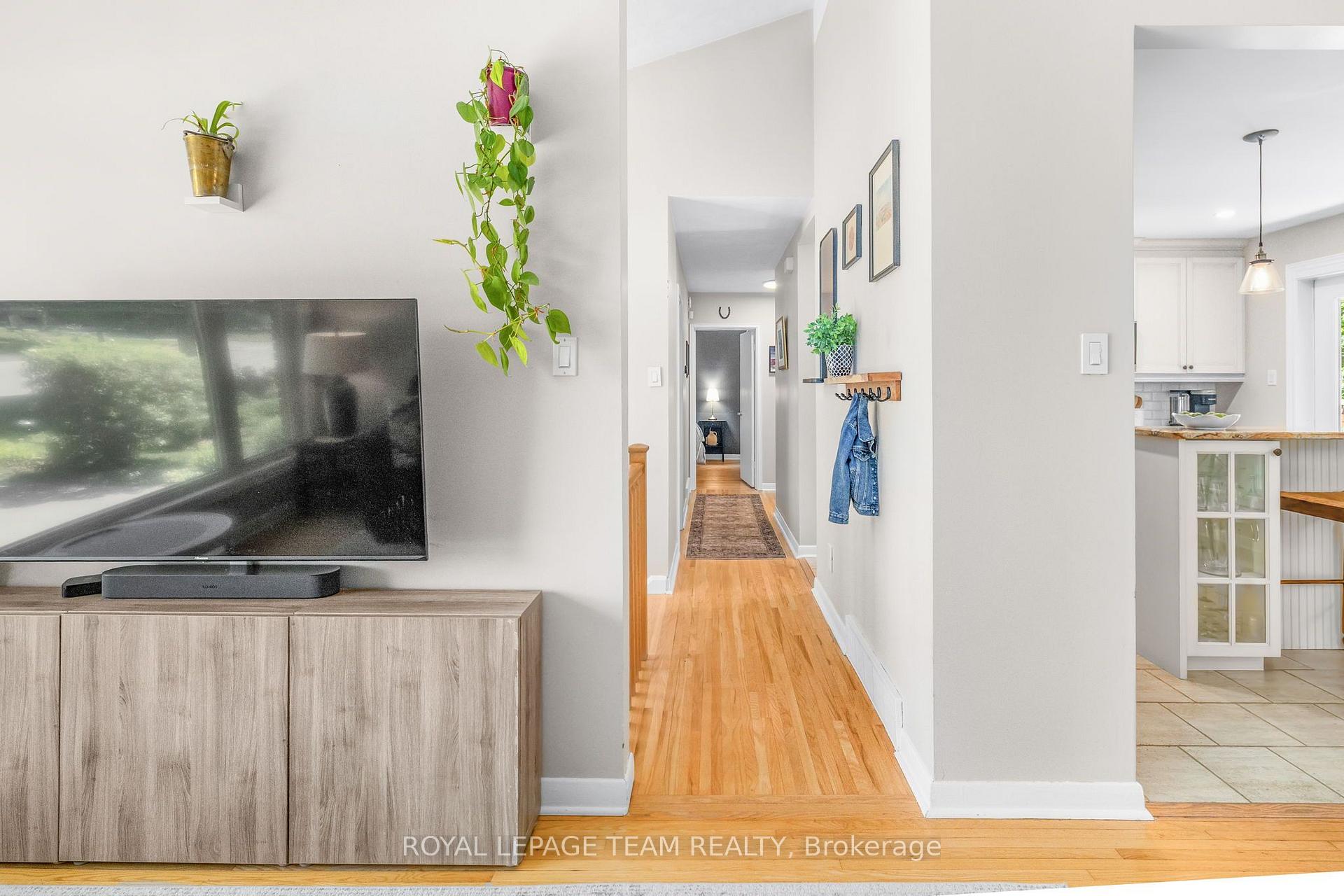 Photo 8 of 2296 Kay Street, Ottawa, Queensway Terrace South/Ridgeview — HOMEH
