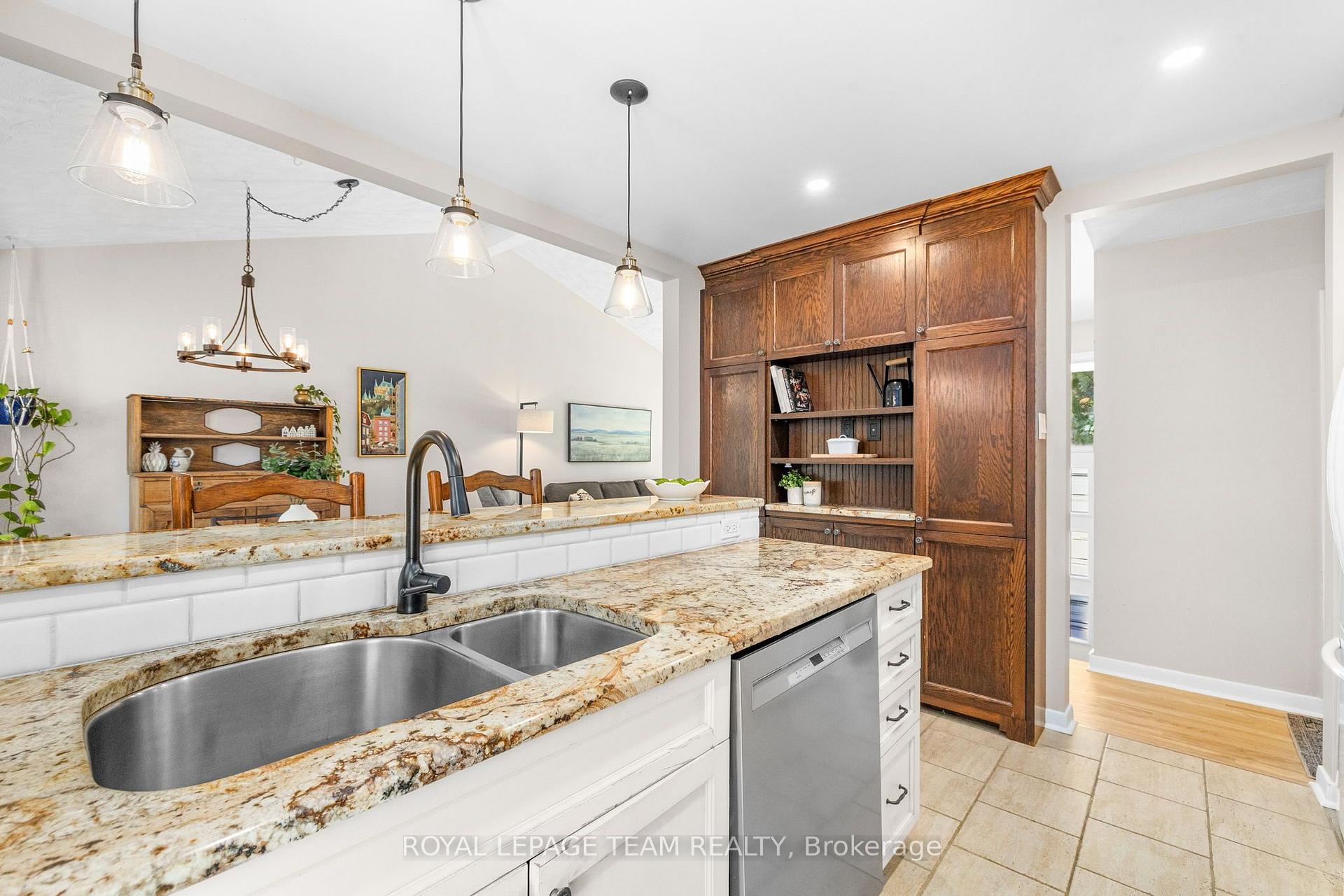 Photo 18 of 2296 Kay Street, Ottawa, Queensway Terrace South/Ridgeview — HOMEH