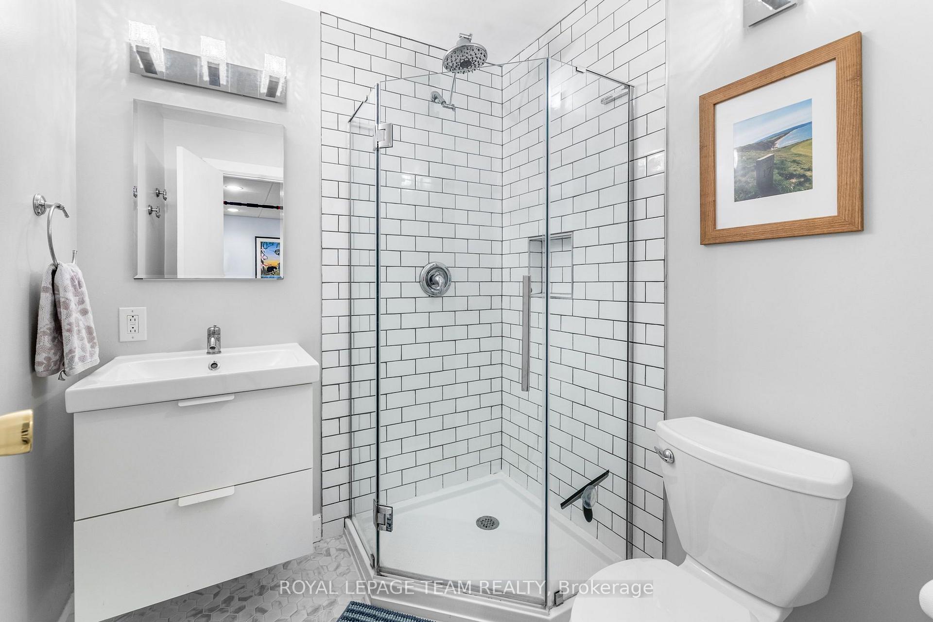 Photo 35 of 2296 Kay Street, Ottawa, Queensway Terrace South/Ridgeview — HOMEH