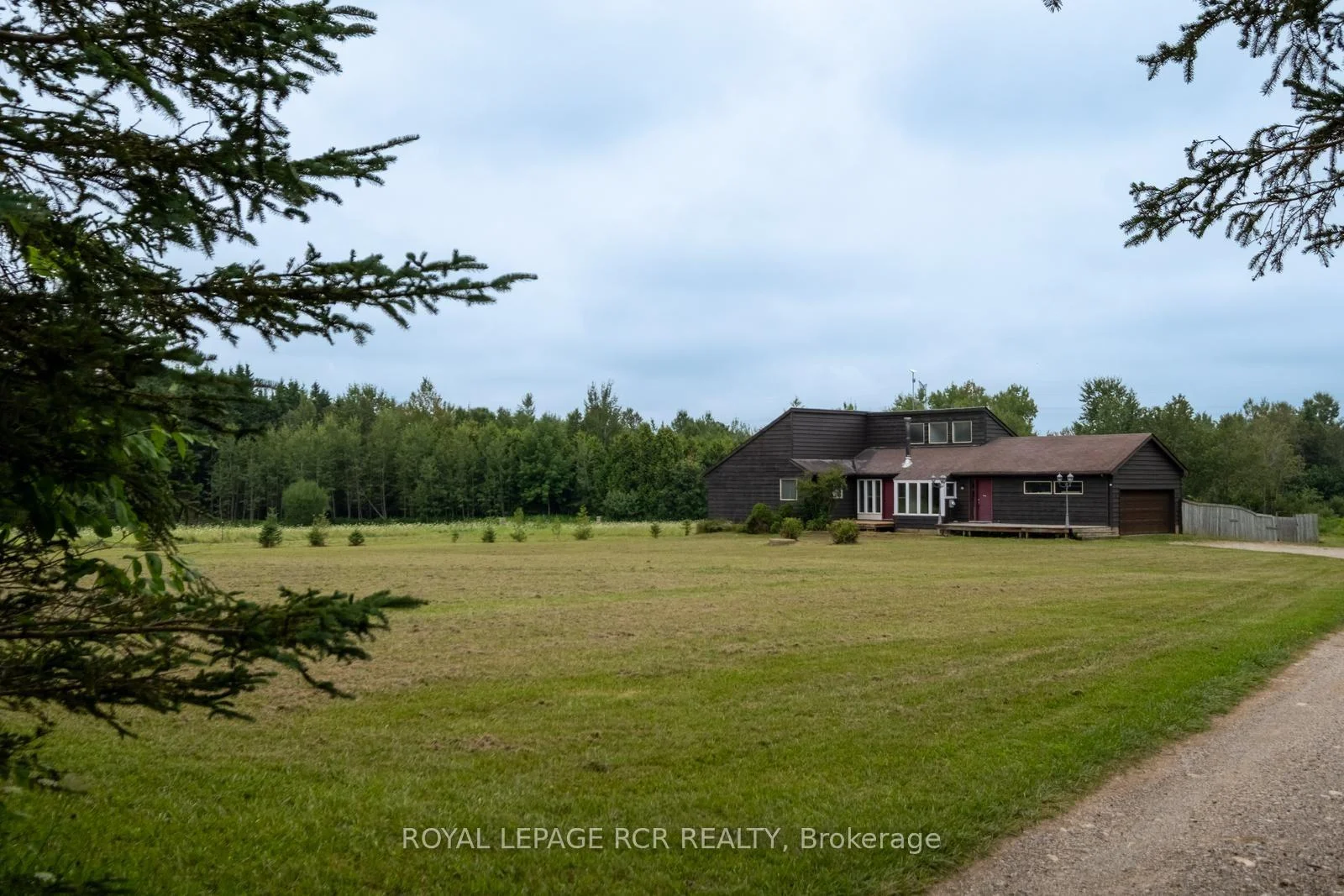 Photo 14 of 6066 4th Line, Erin, Rural Erin — HOMEH
