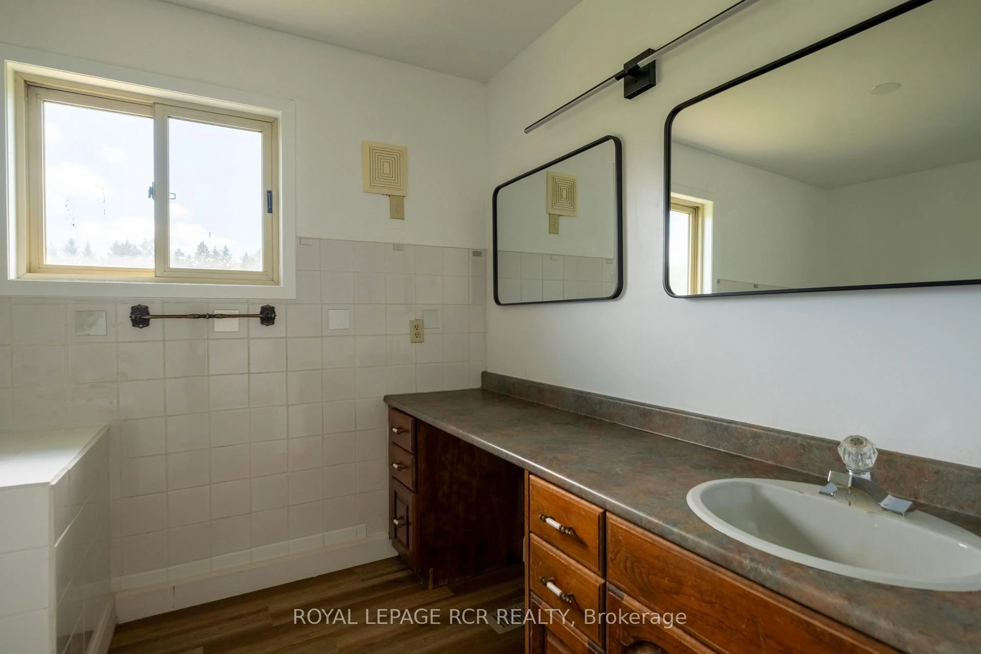 Photo 92 of 6066 4th Line, Erin, Rural Erin — HOMEH