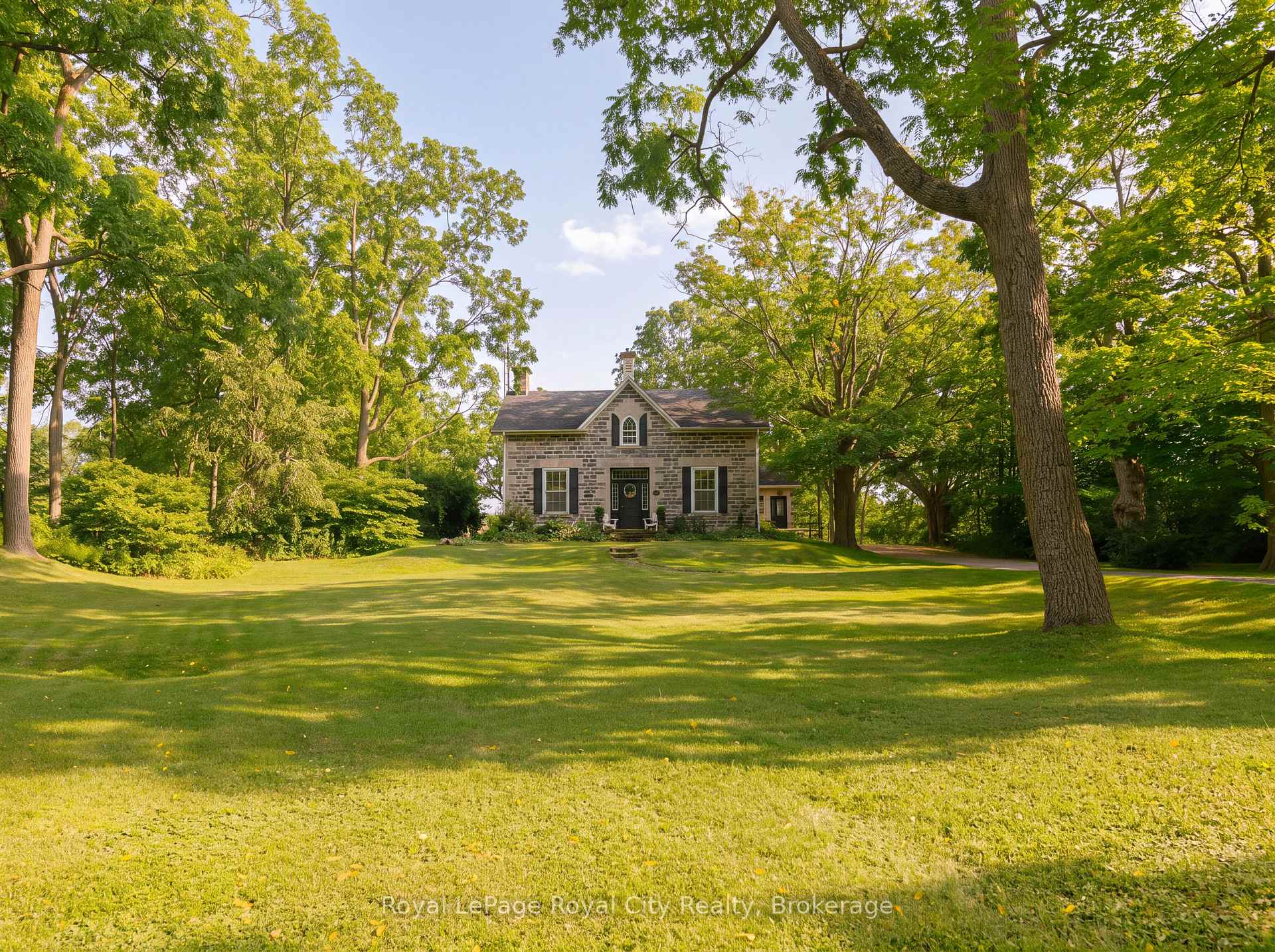 Photo 47 of 7243 Concession 1 Road, Puslinch, Crieff/Aikensville/Killean — HOMEH