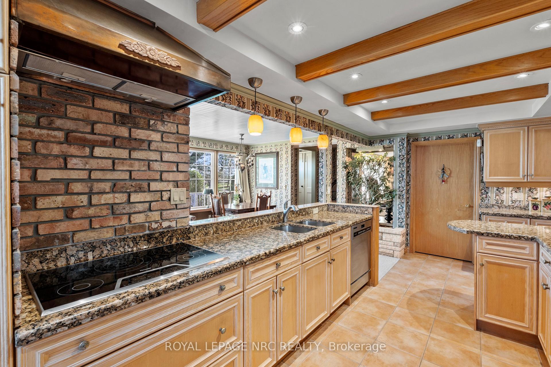 Photo 13 of 3689 Niagara Boulevard, Fort Erie, Black Creek — HOMEH