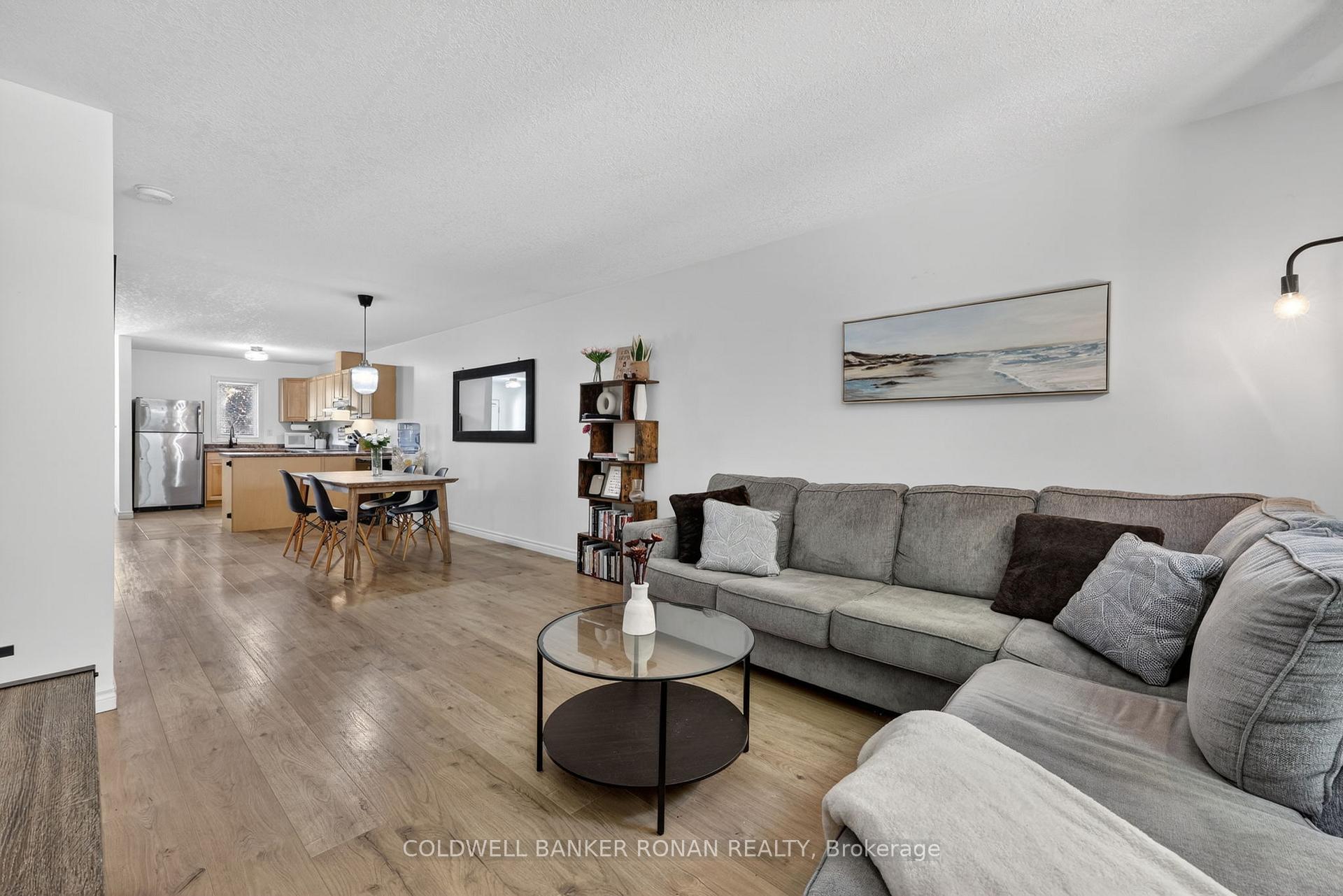 Photo 12 of 505 Thomas Street, Clearview, Stayner — HOMEH
